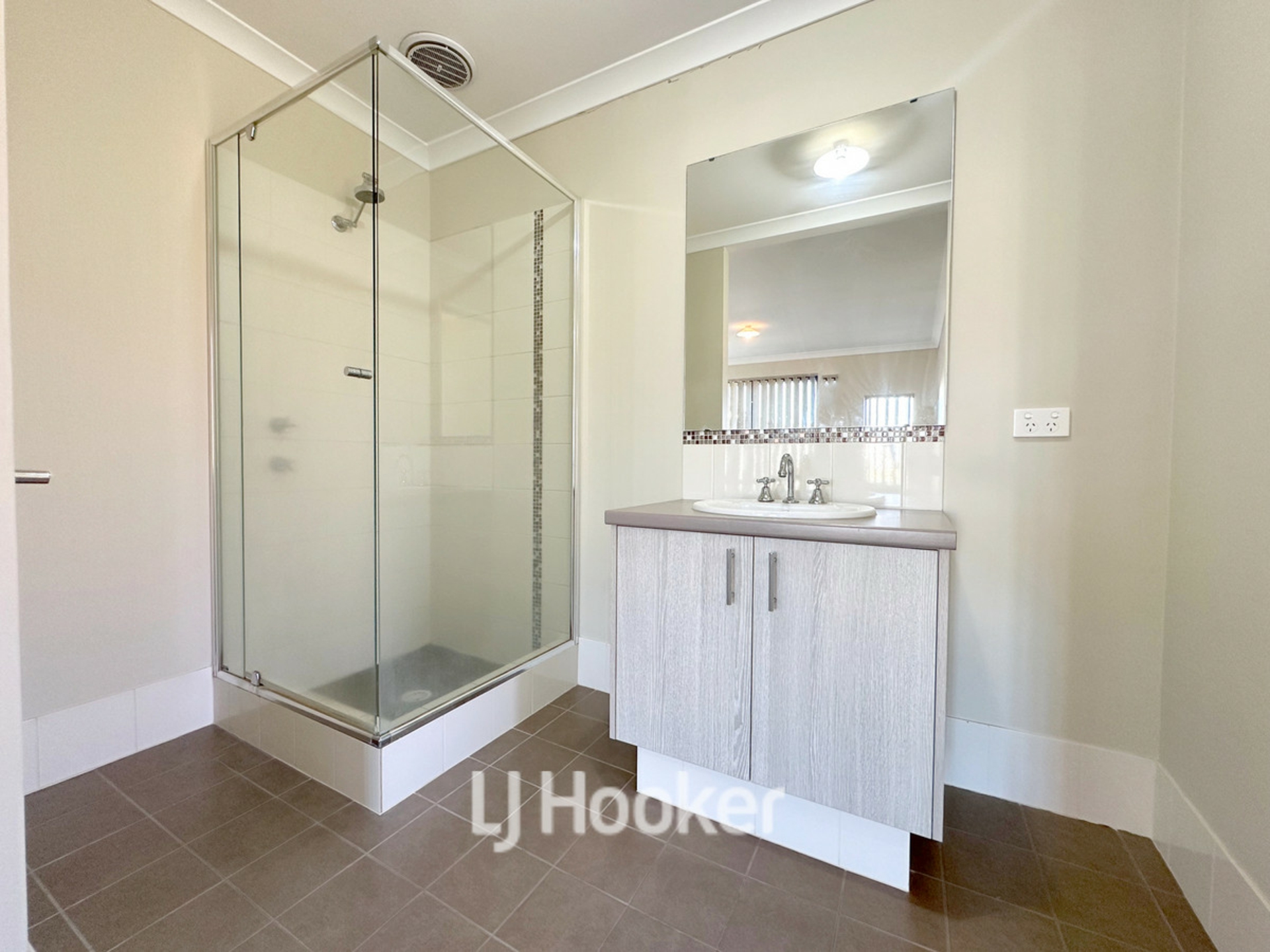 59 Sherwood Road, AUSTRALIND