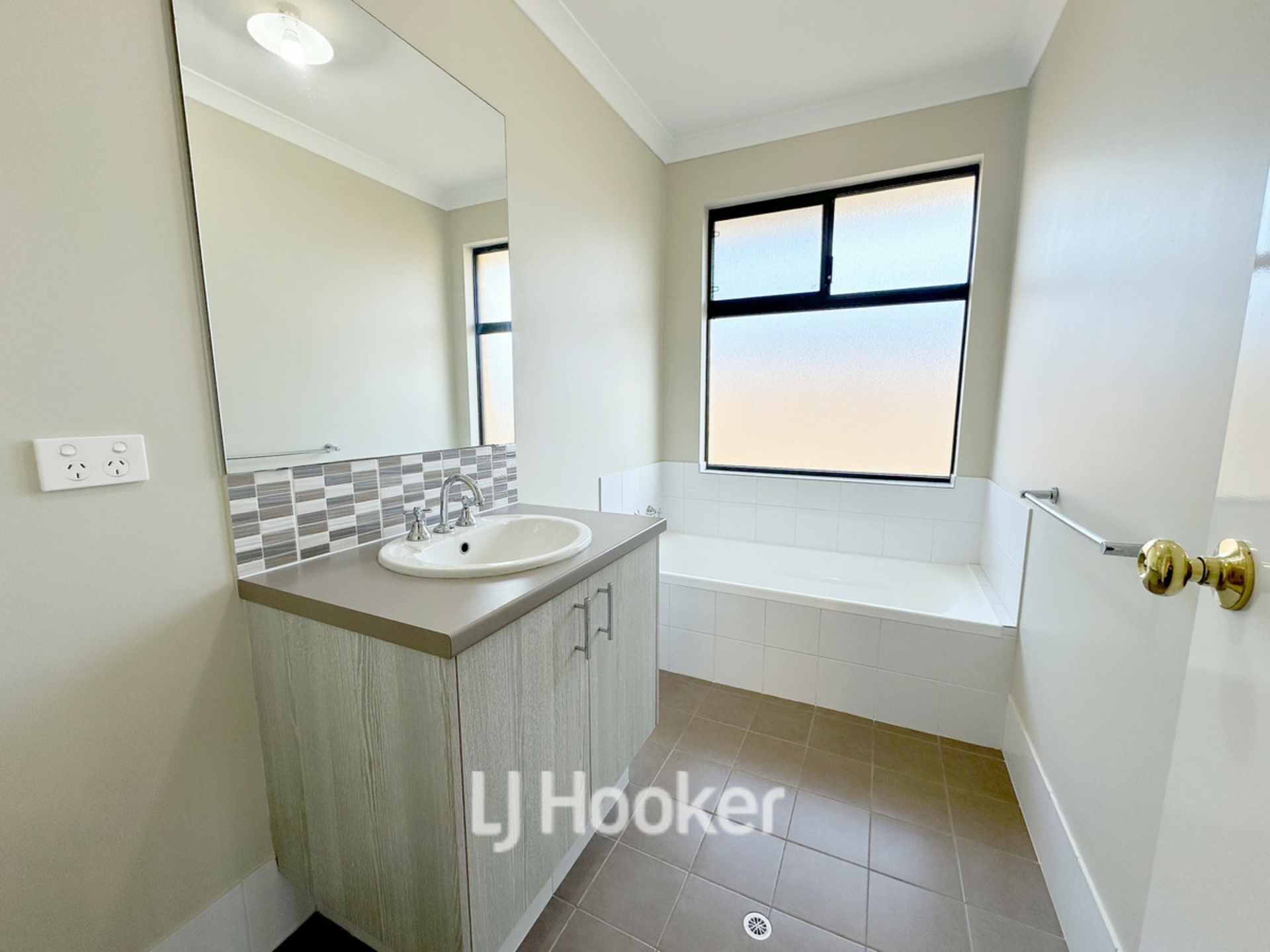 59 Sherwood Road, AUSTRALIND