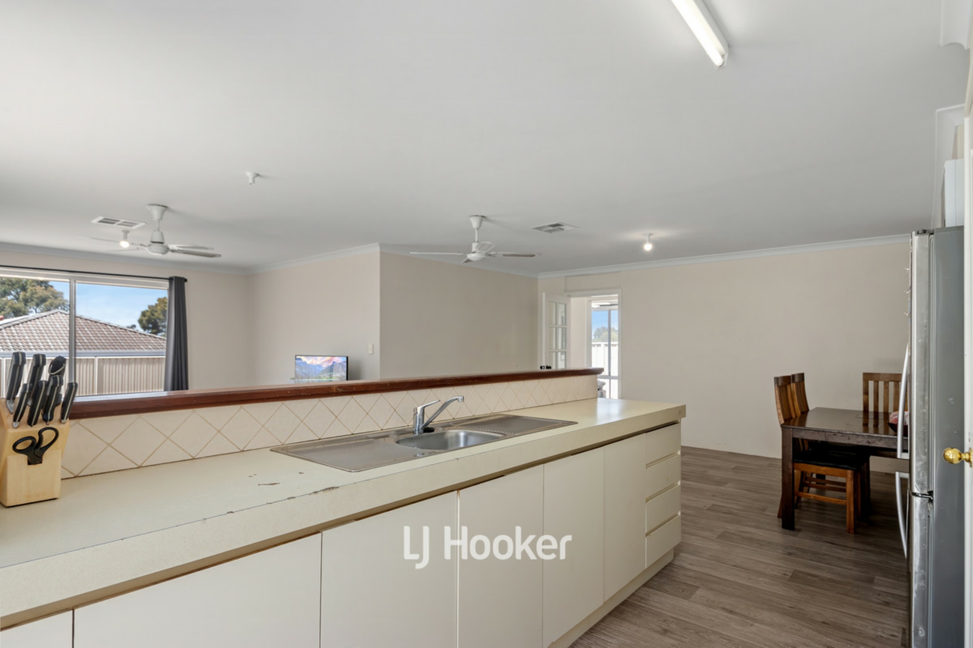 7 Sindhi Close, EATON