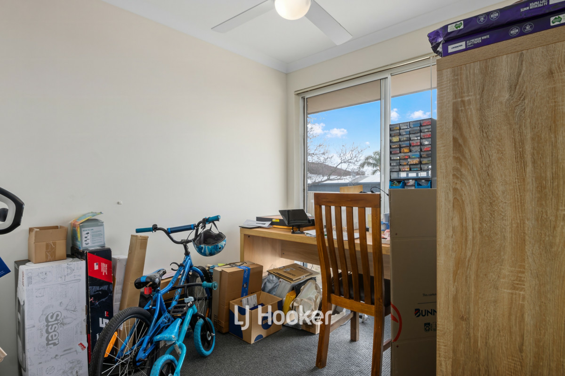 7 Sindhi Close, EATON