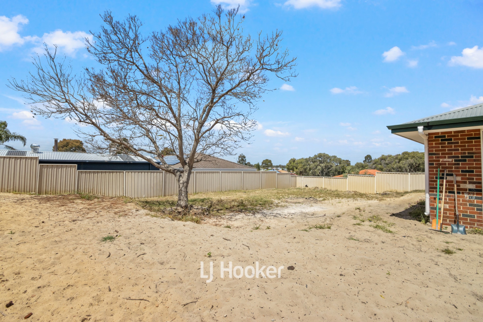 7 Sindhi Close, EATON