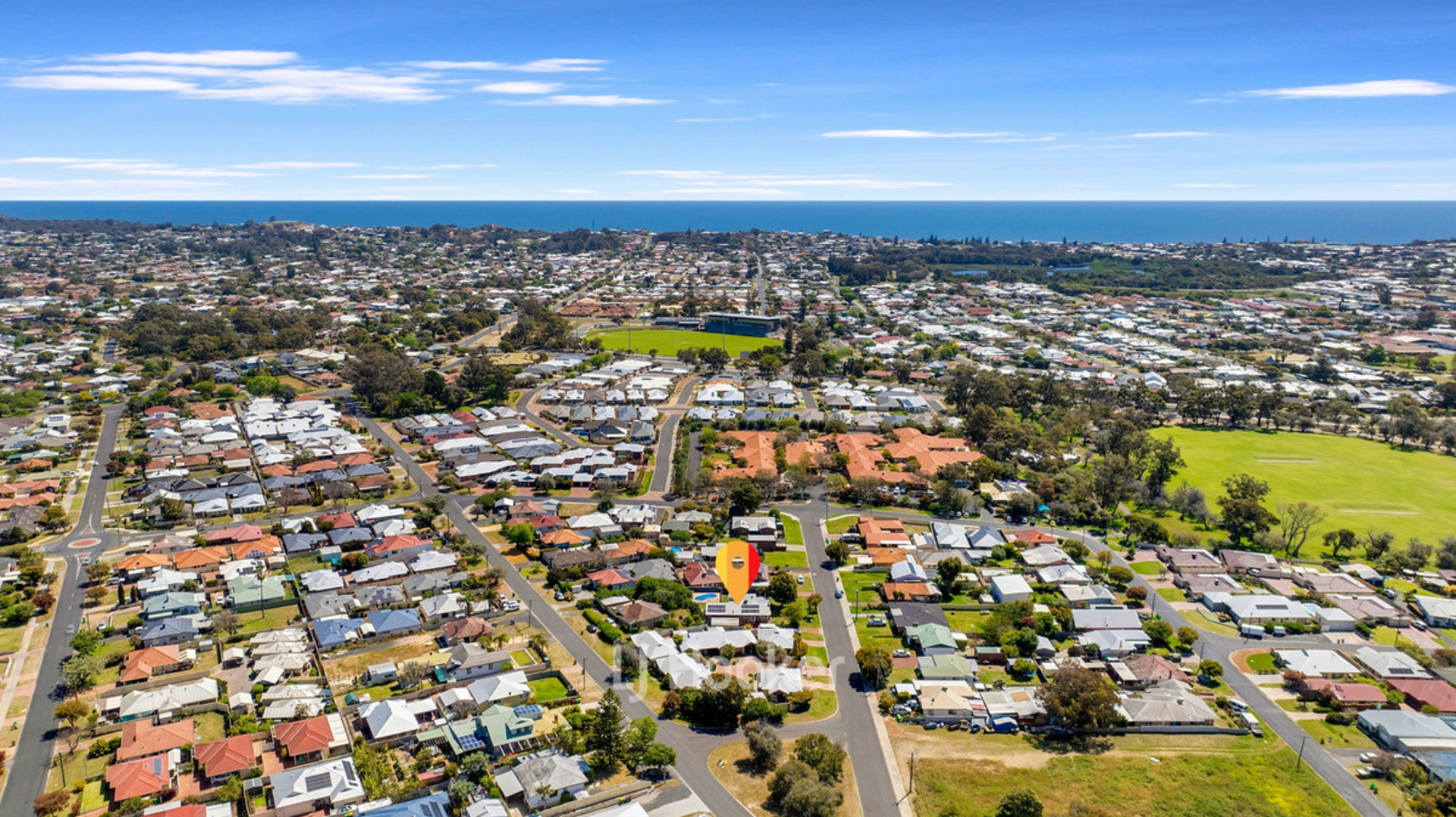 171 Clarke Street East, CAREY PARK