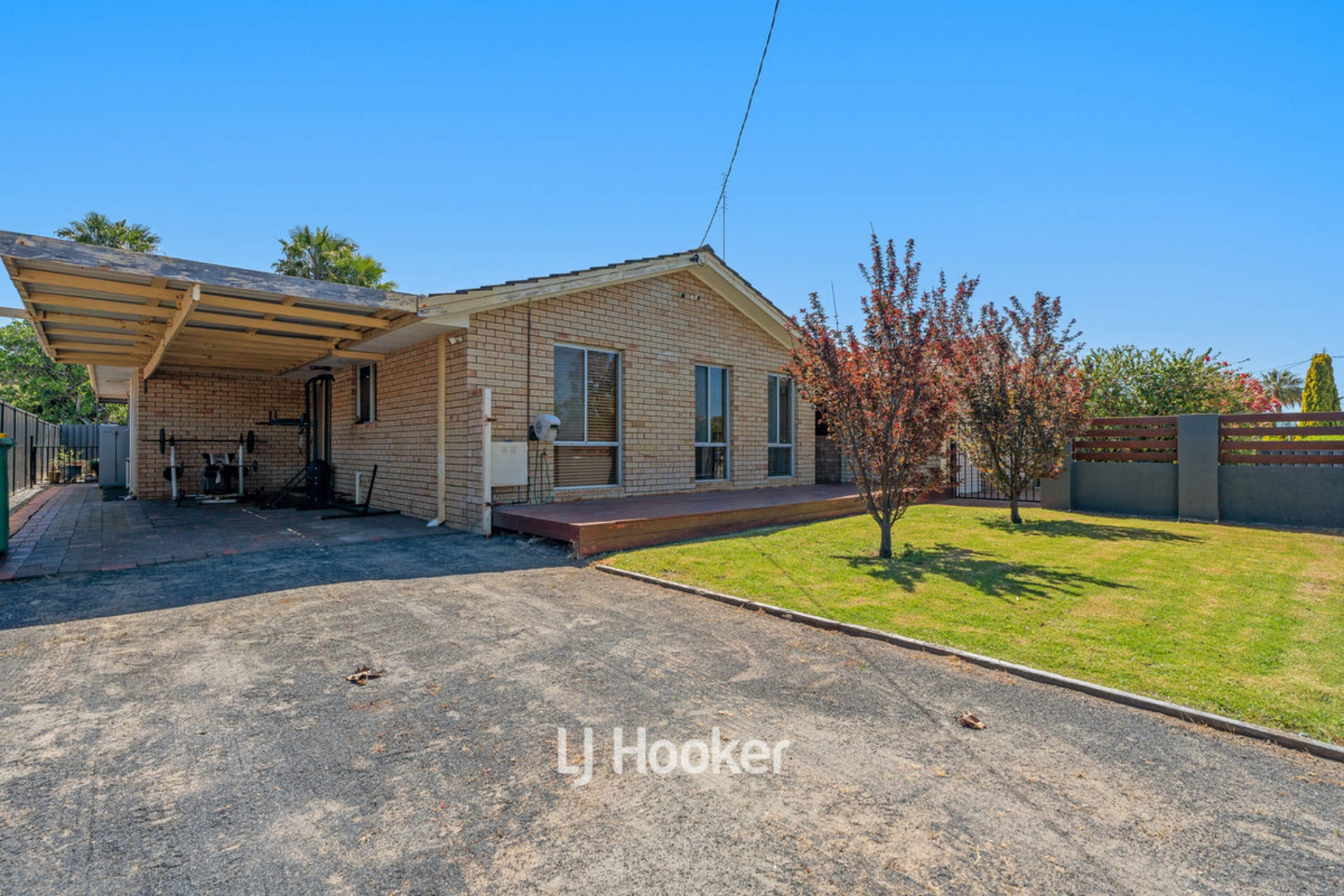 16 Julia Drive, SOUTH BUNBURY