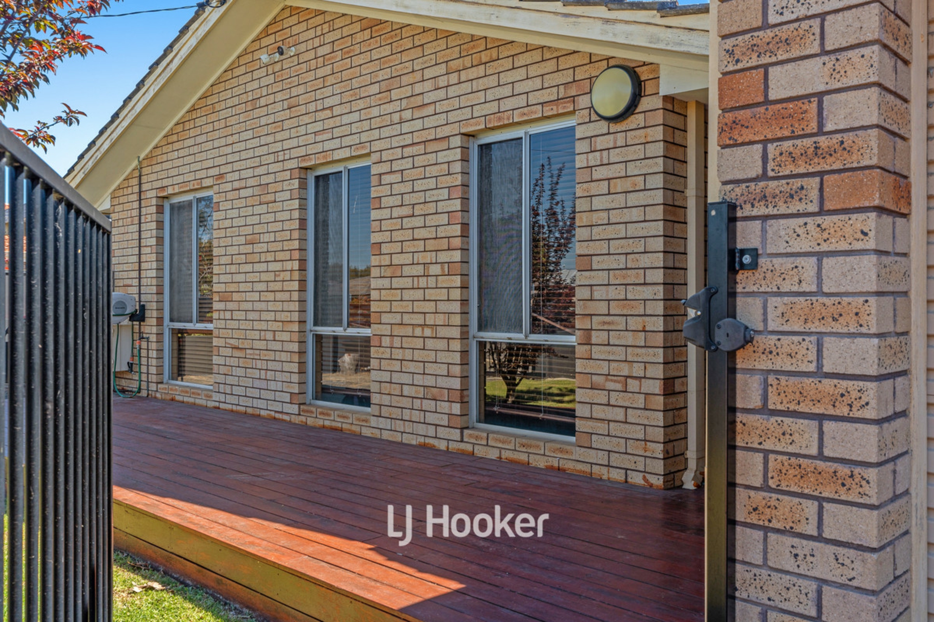 16 Julia Drive, SOUTH BUNBURY