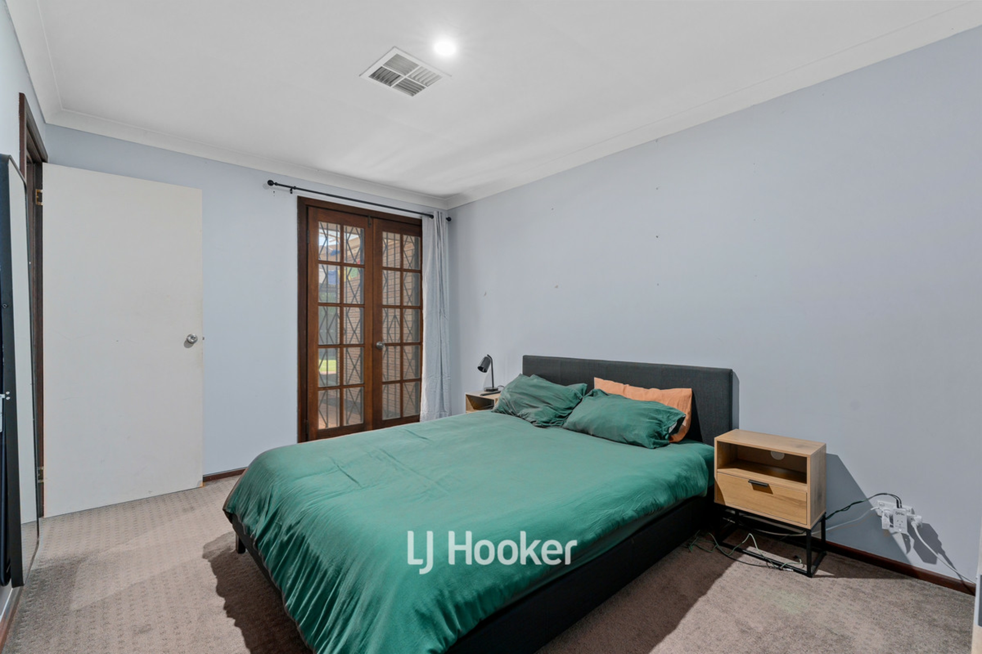 16 Julia Drive, SOUTH BUNBURY