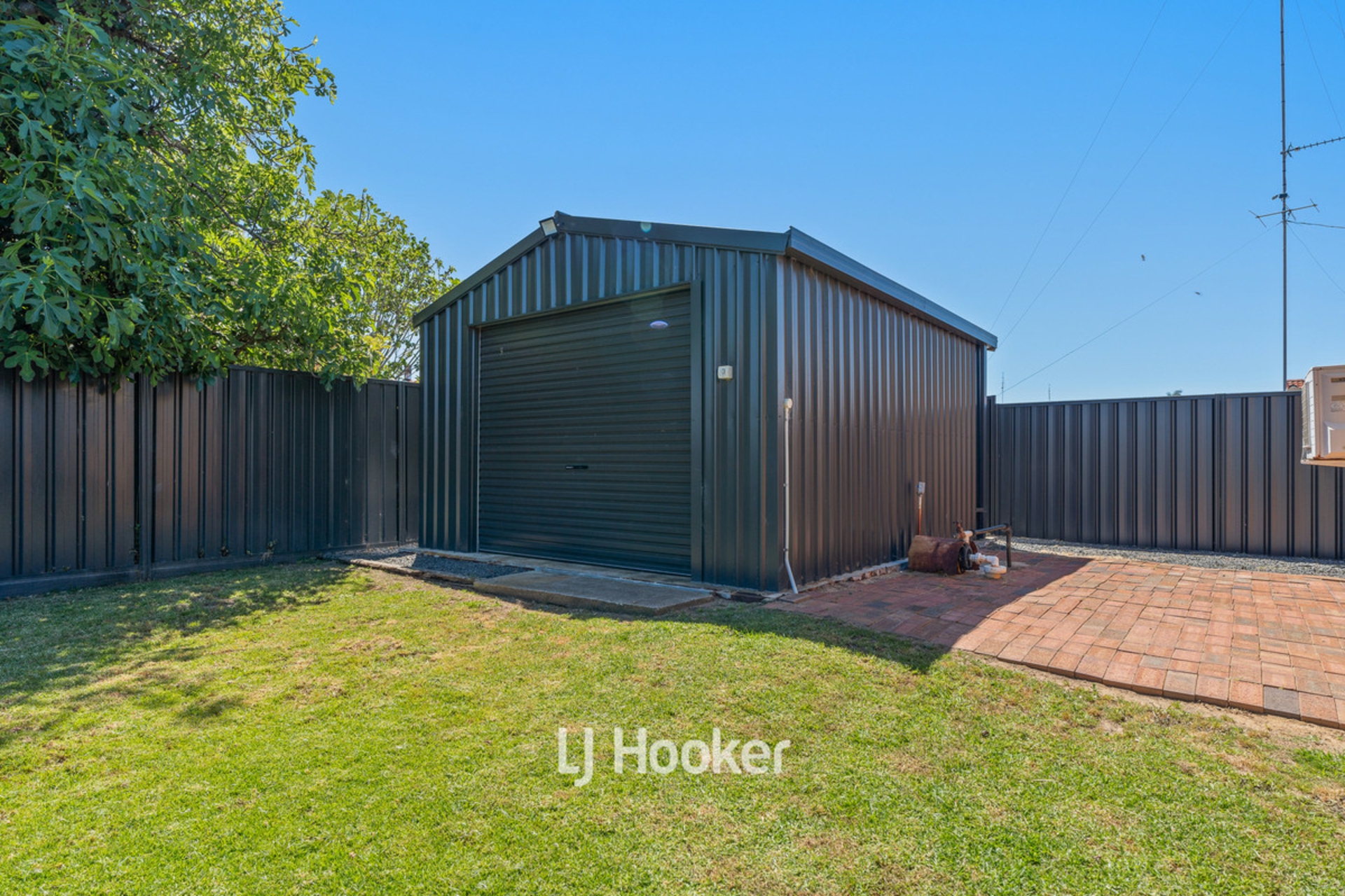 16 Julia Drive, SOUTH BUNBURY
