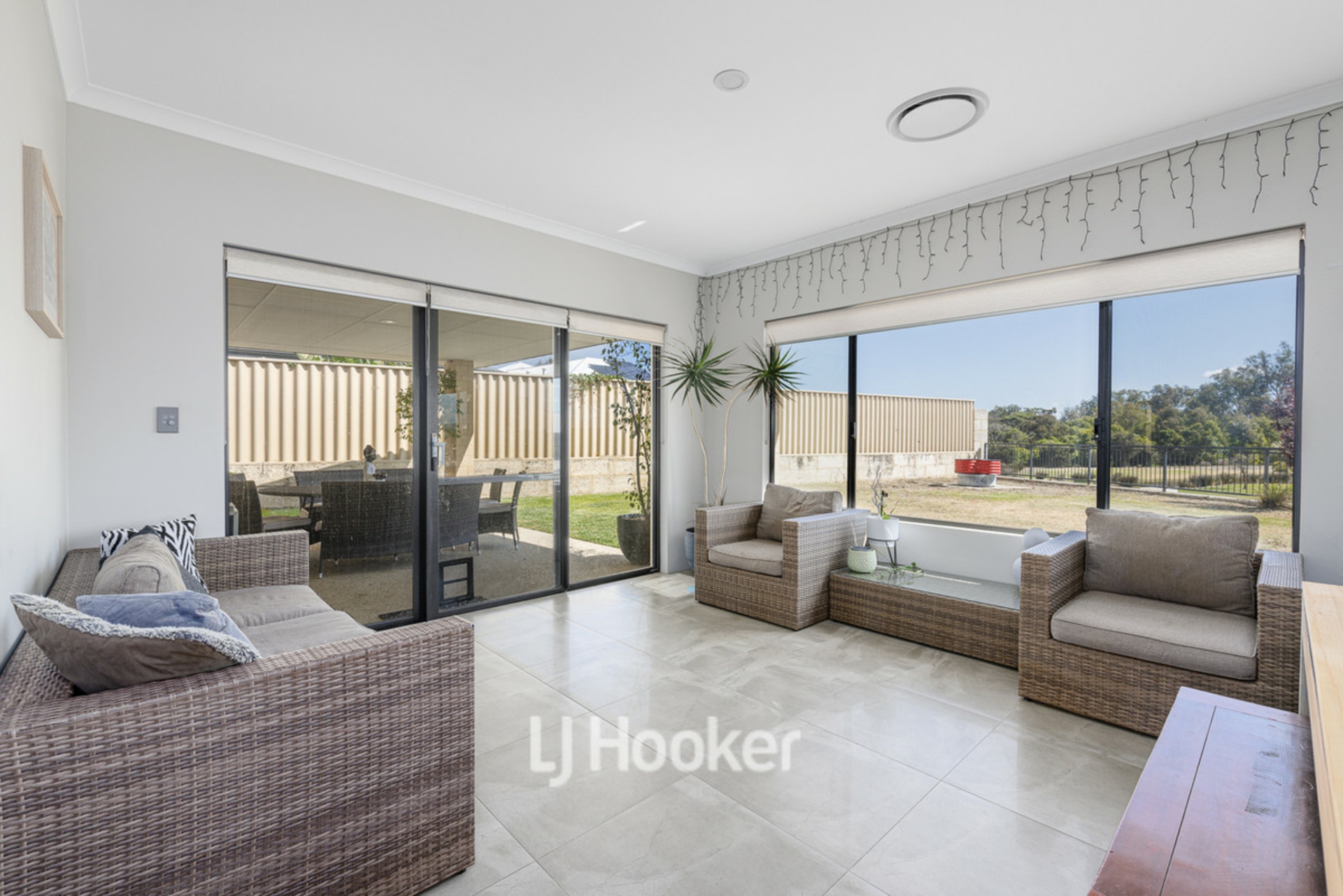 76 Hazelgrove Crecent, MILLBRIDGE