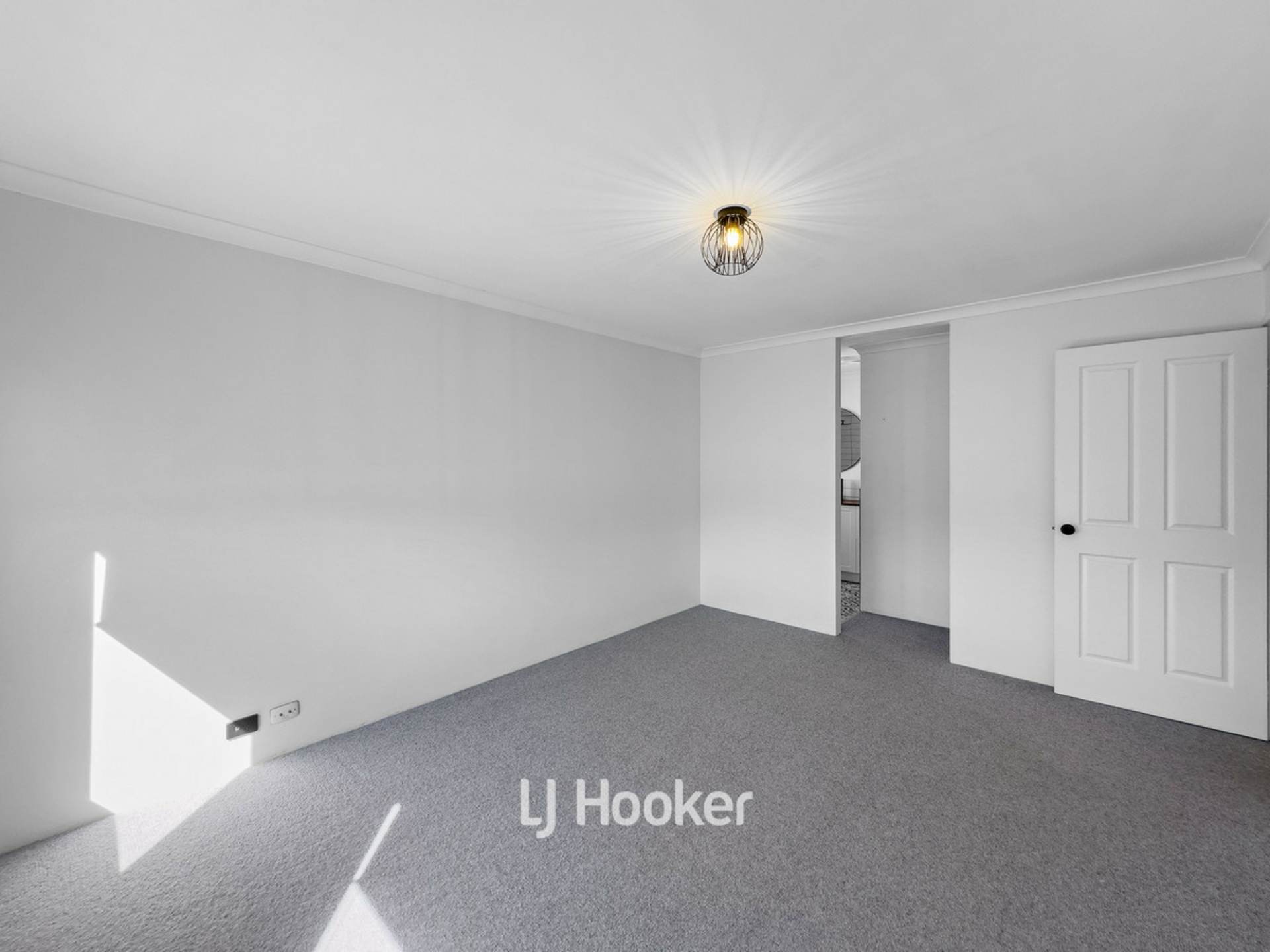 7 Pickworth Retreat, PELICAN POINT