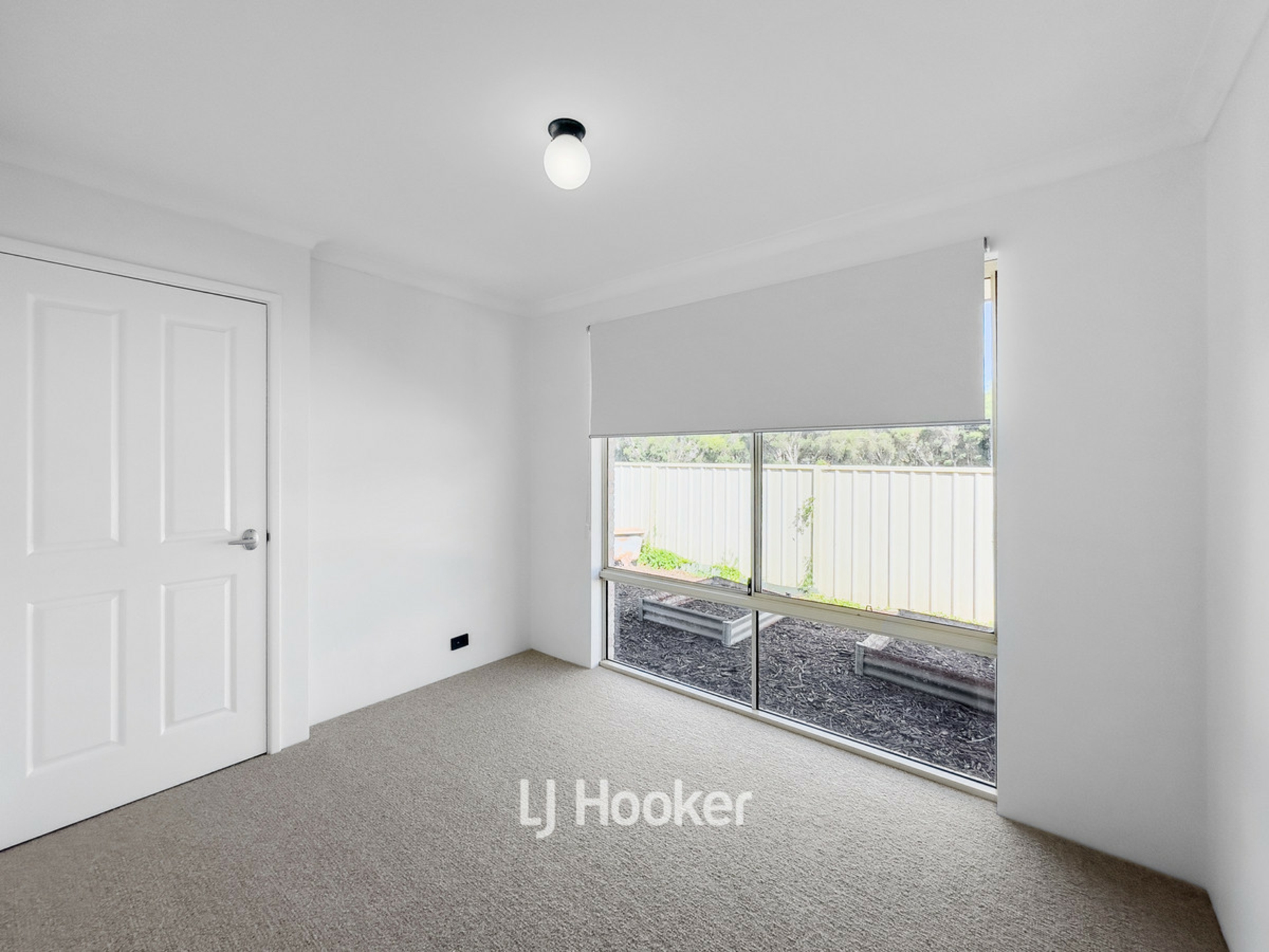 7 Pickworth Retreat, PELICAN POINT
