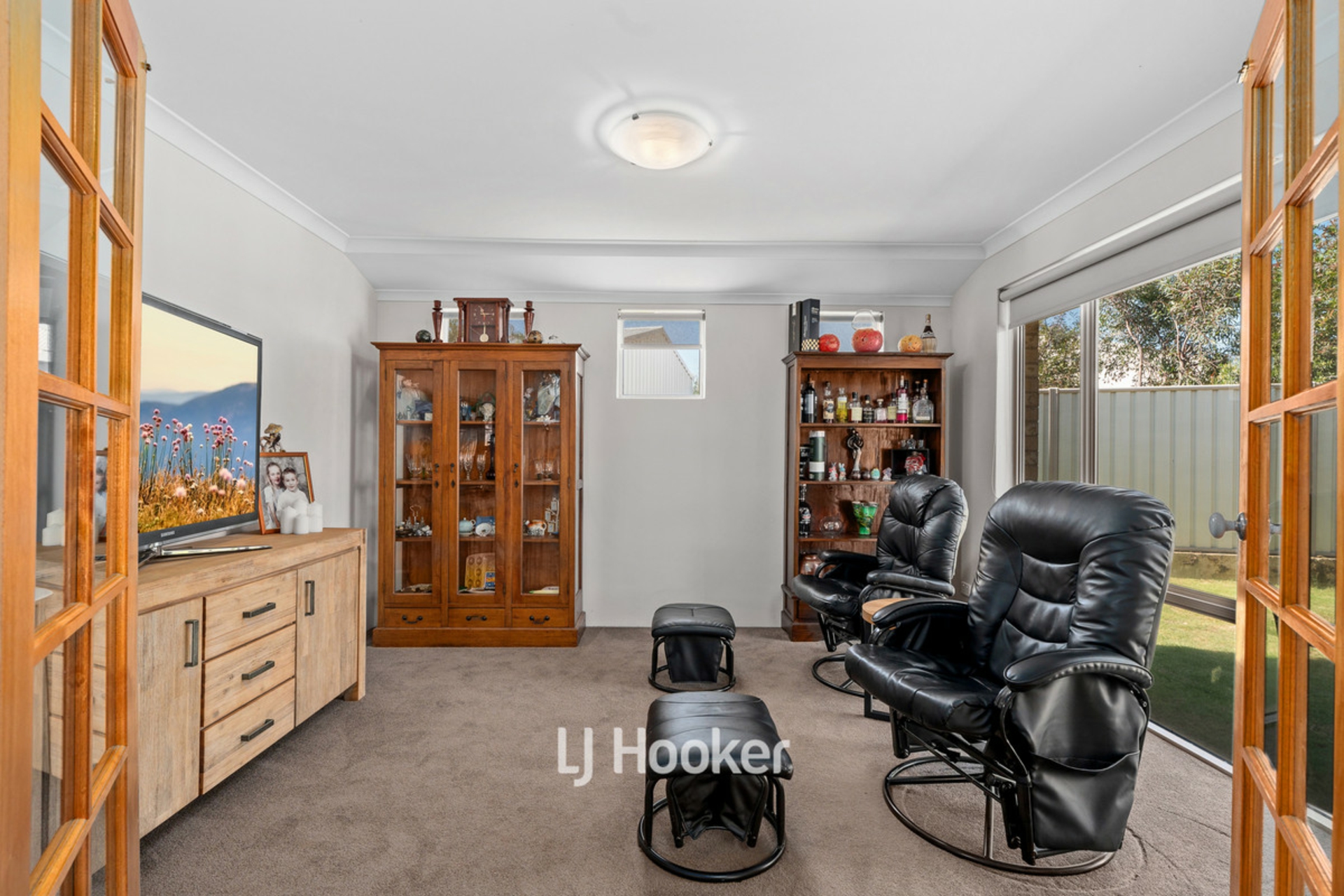 3 Onyx Brace, AUSTRALIND