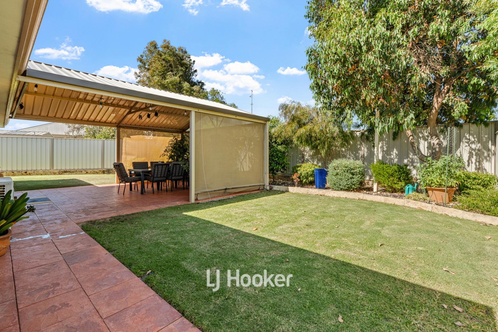 3 Onyx Brace, AUSTRALIND
