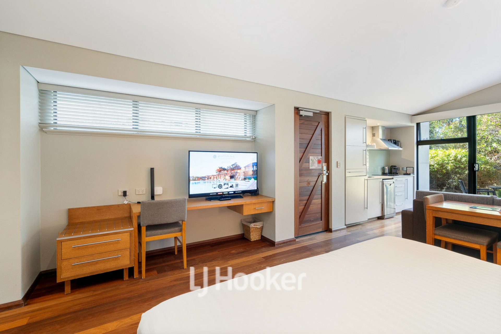 408/42 Bunker Bay Road, NATURALISTE