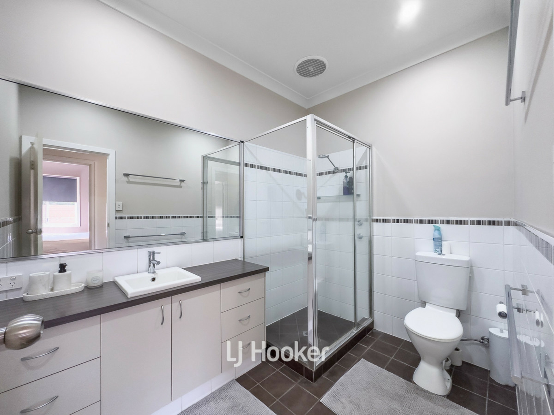 160 Forrest Avenue, CAREY PARK