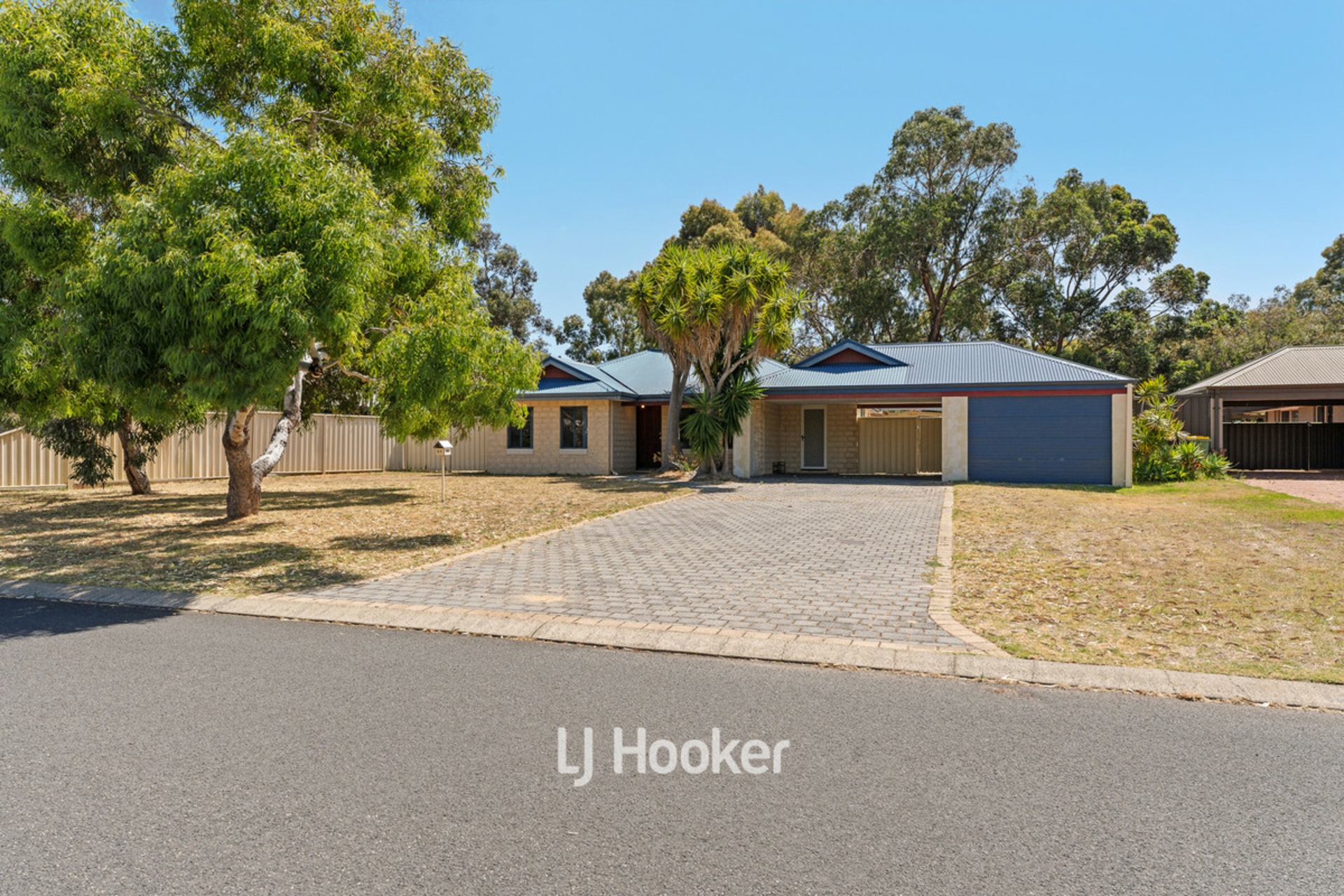 57 Amberley Loop, DUNSBOROUGH