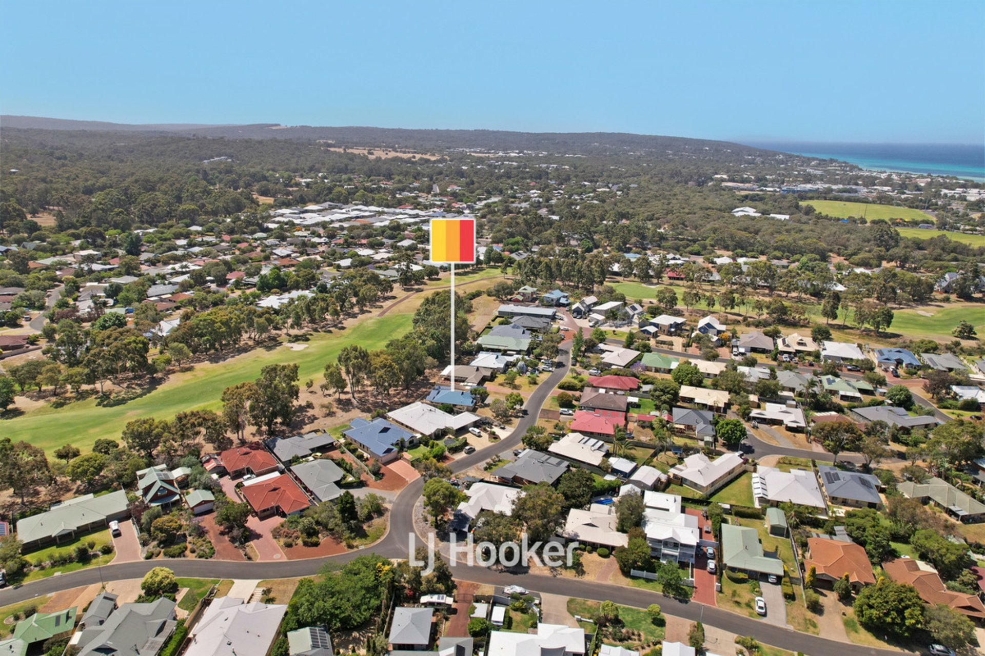 57 Amberley Loop, DUNSBOROUGH