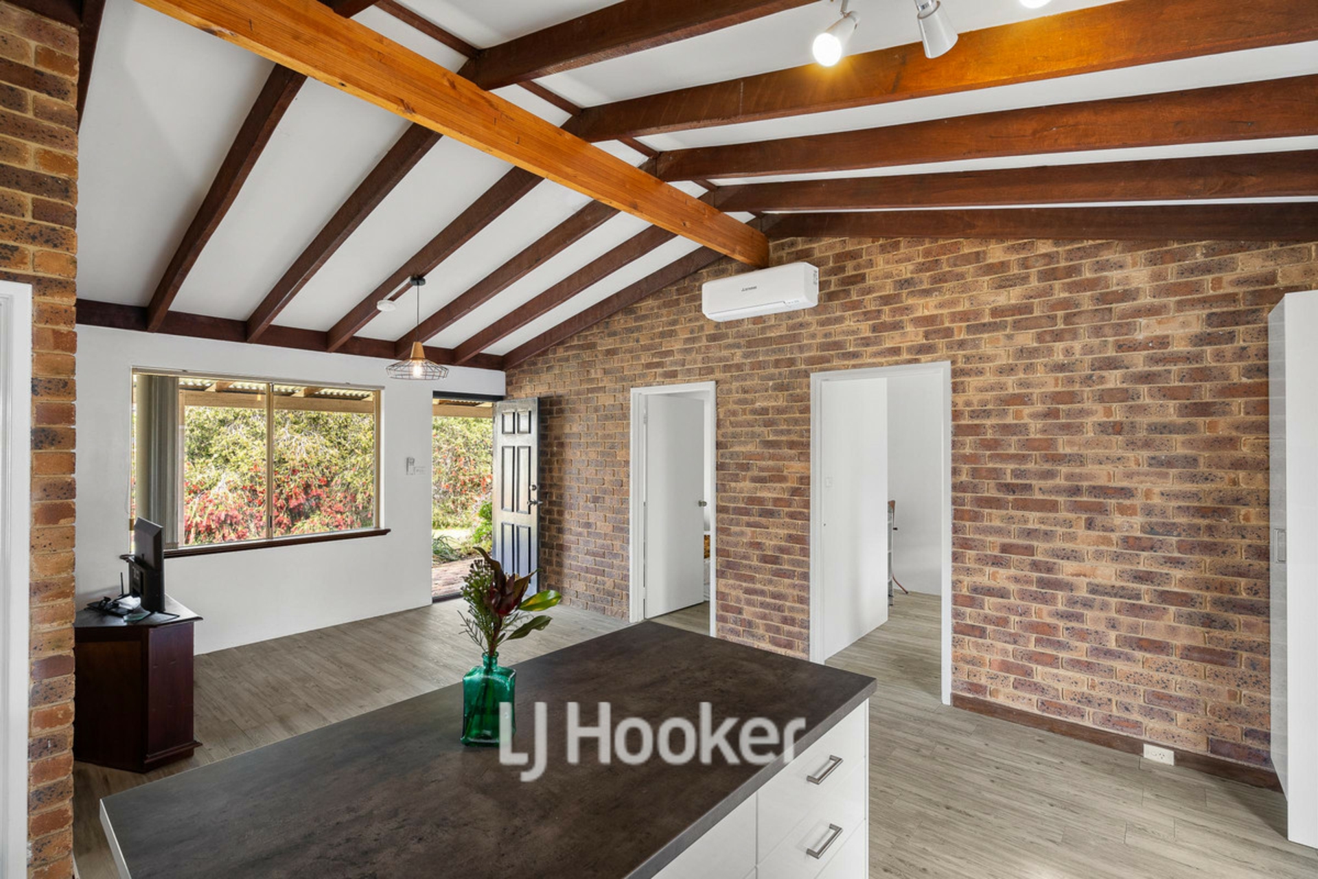 2/10 Crosby Close, DUNSBOROUGH