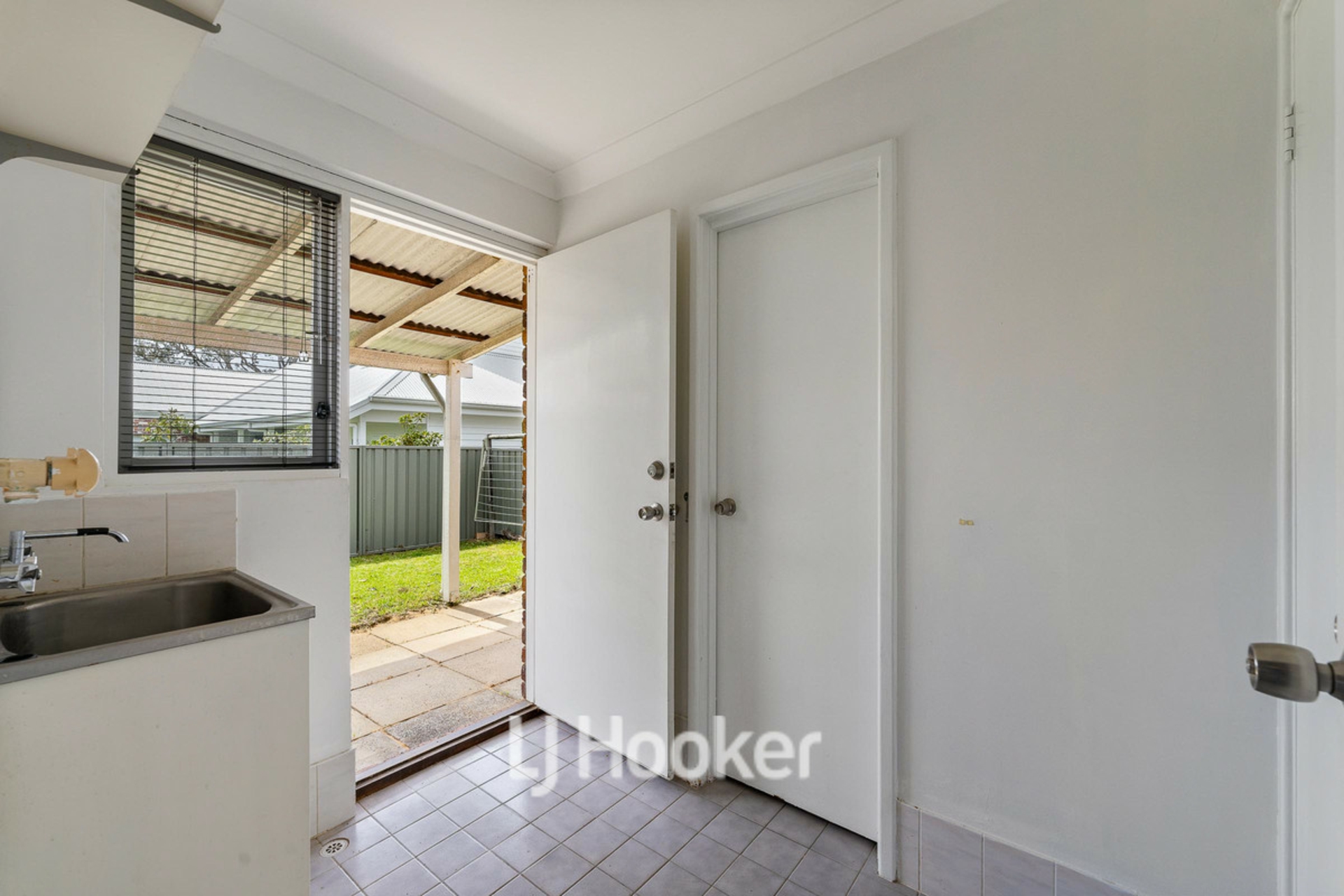 2/10 Crosby Close, DUNSBOROUGH