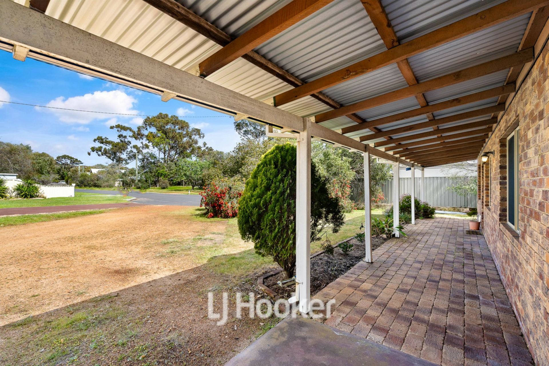 2/10 Crosby Close, DUNSBOROUGH