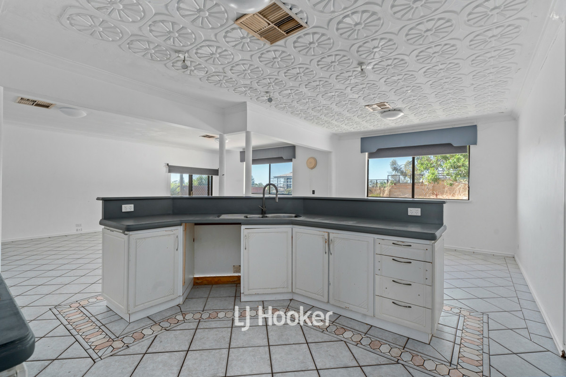 37 Parry Street, SOUTH BUNBURY
