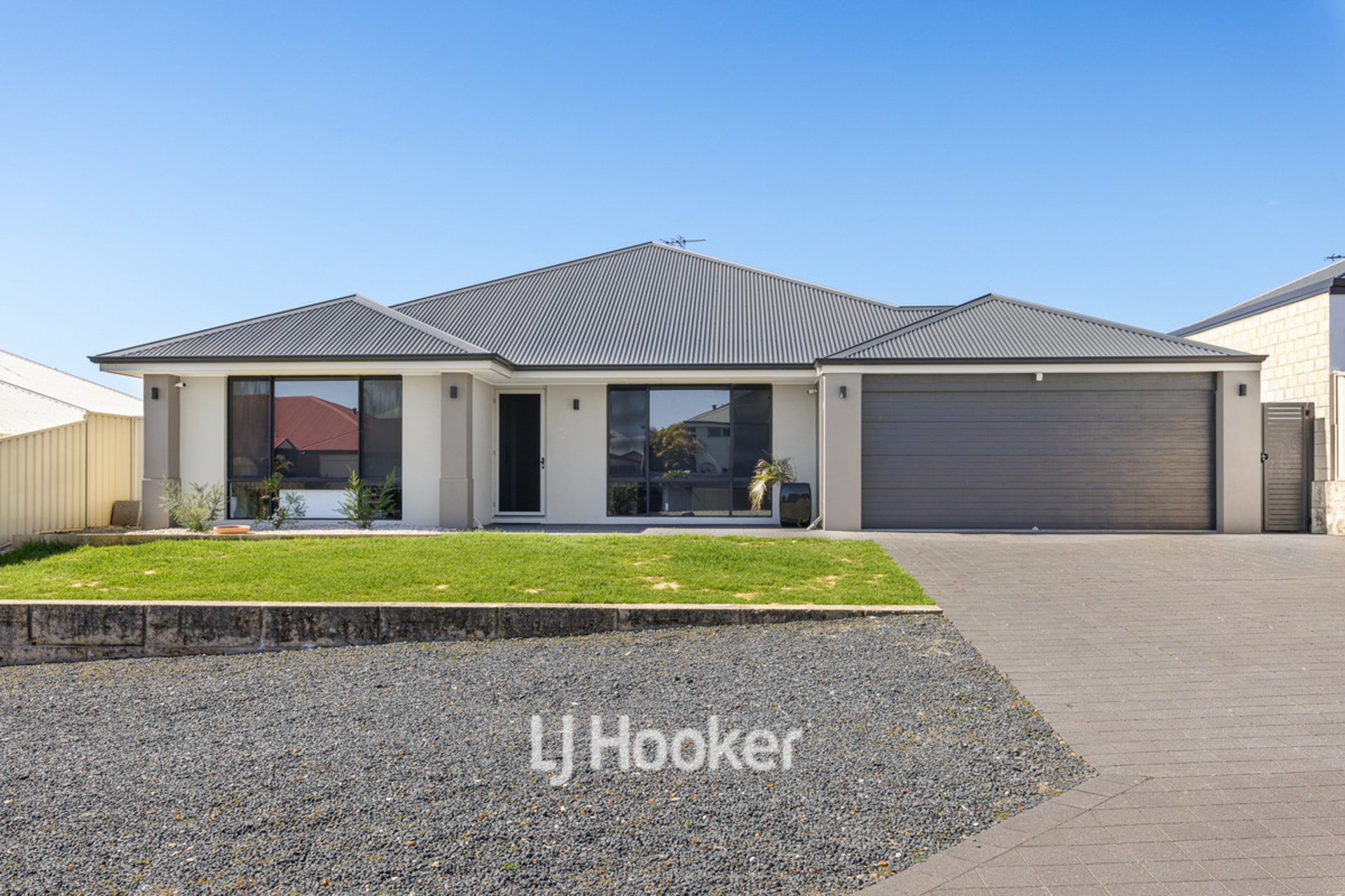 10 Peninsula Lakes Drive, EATON