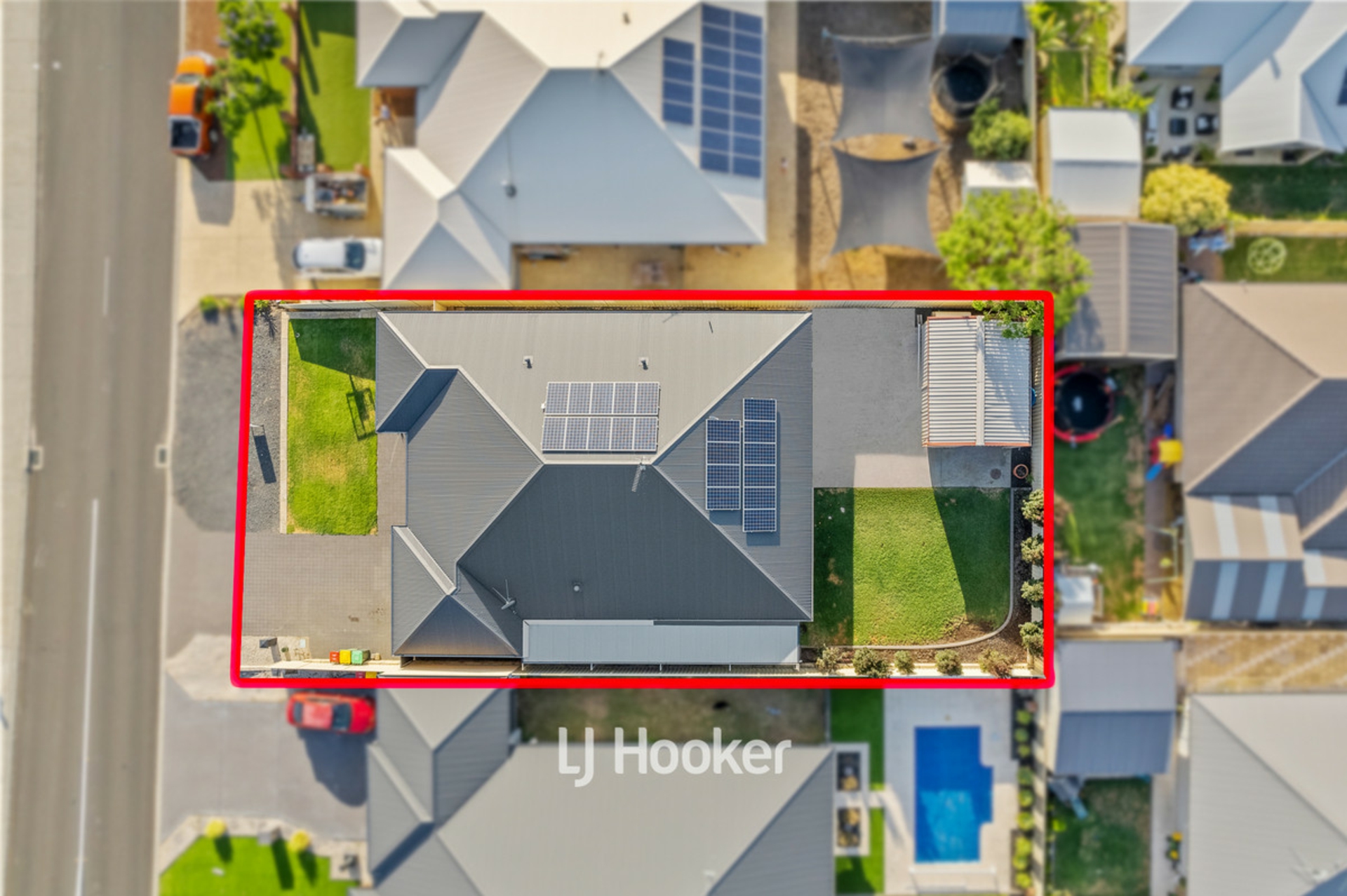 10 Peninsula Lakes Drive, EATON