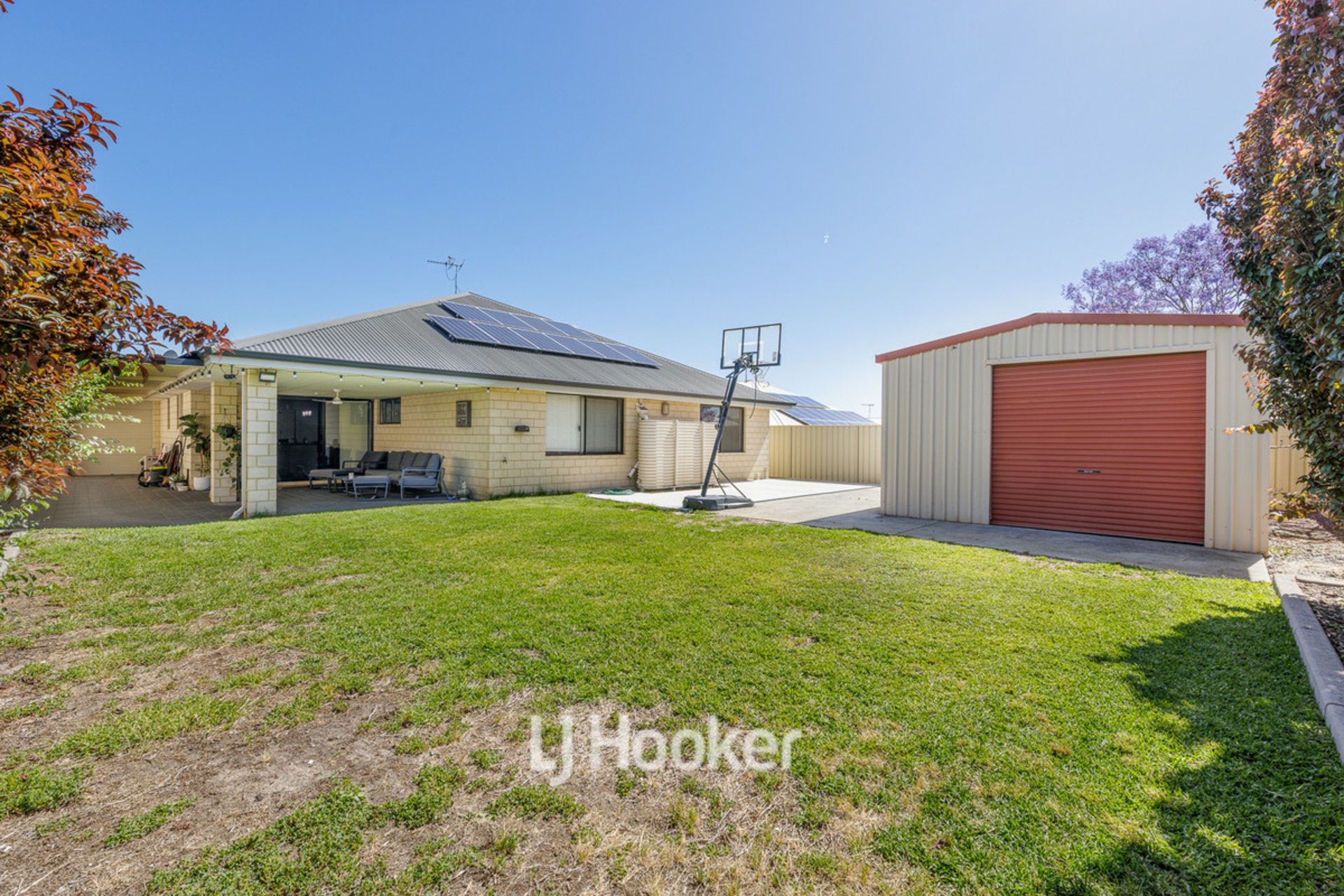 10 Peninsula Lakes Drive, EATON