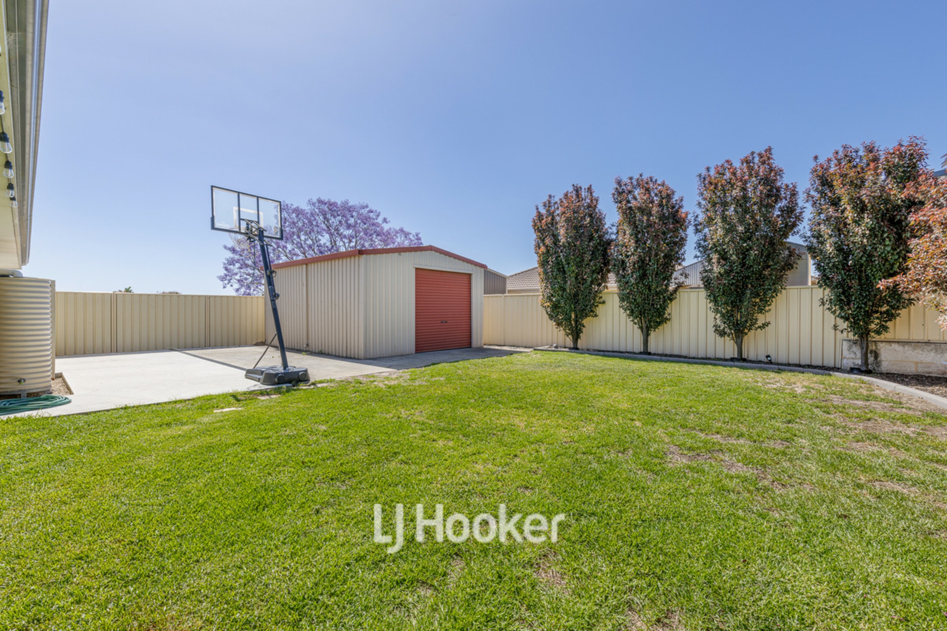 10 Peninsula Lakes Drive, EATON