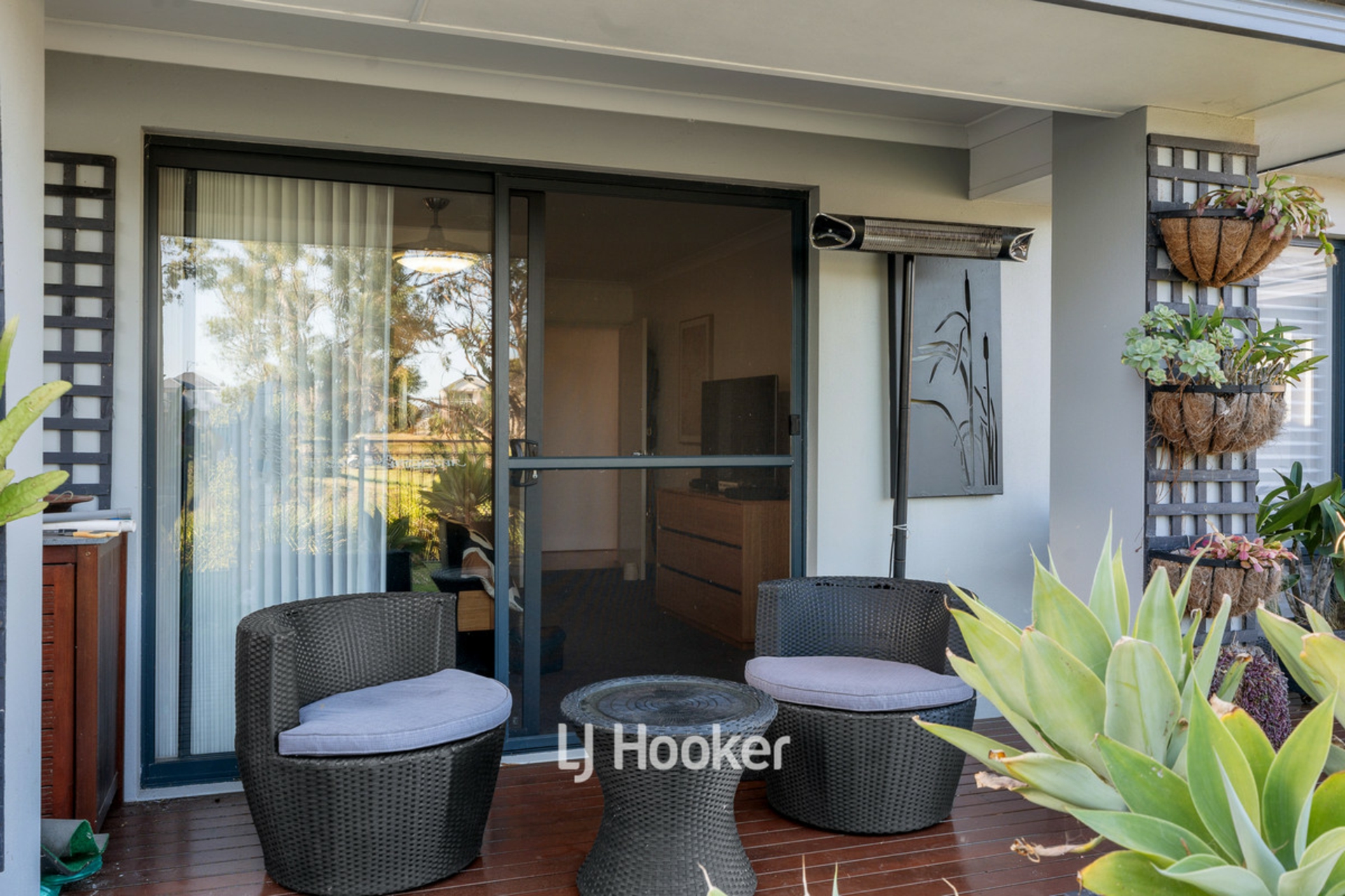 19 Aldercress Approach, DUNSBOROUGH