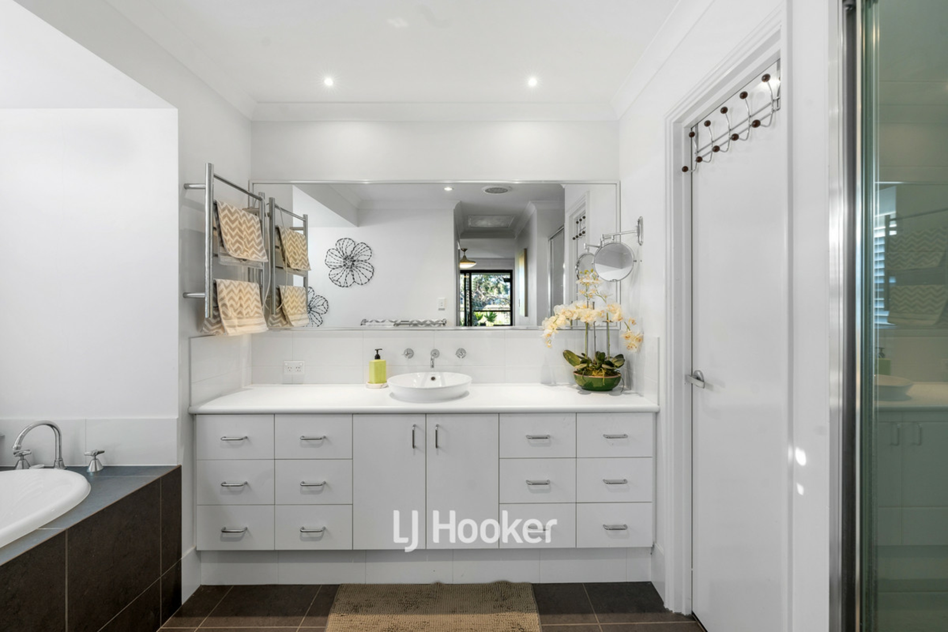 19 Aldercress Approach, DUNSBOROUGH