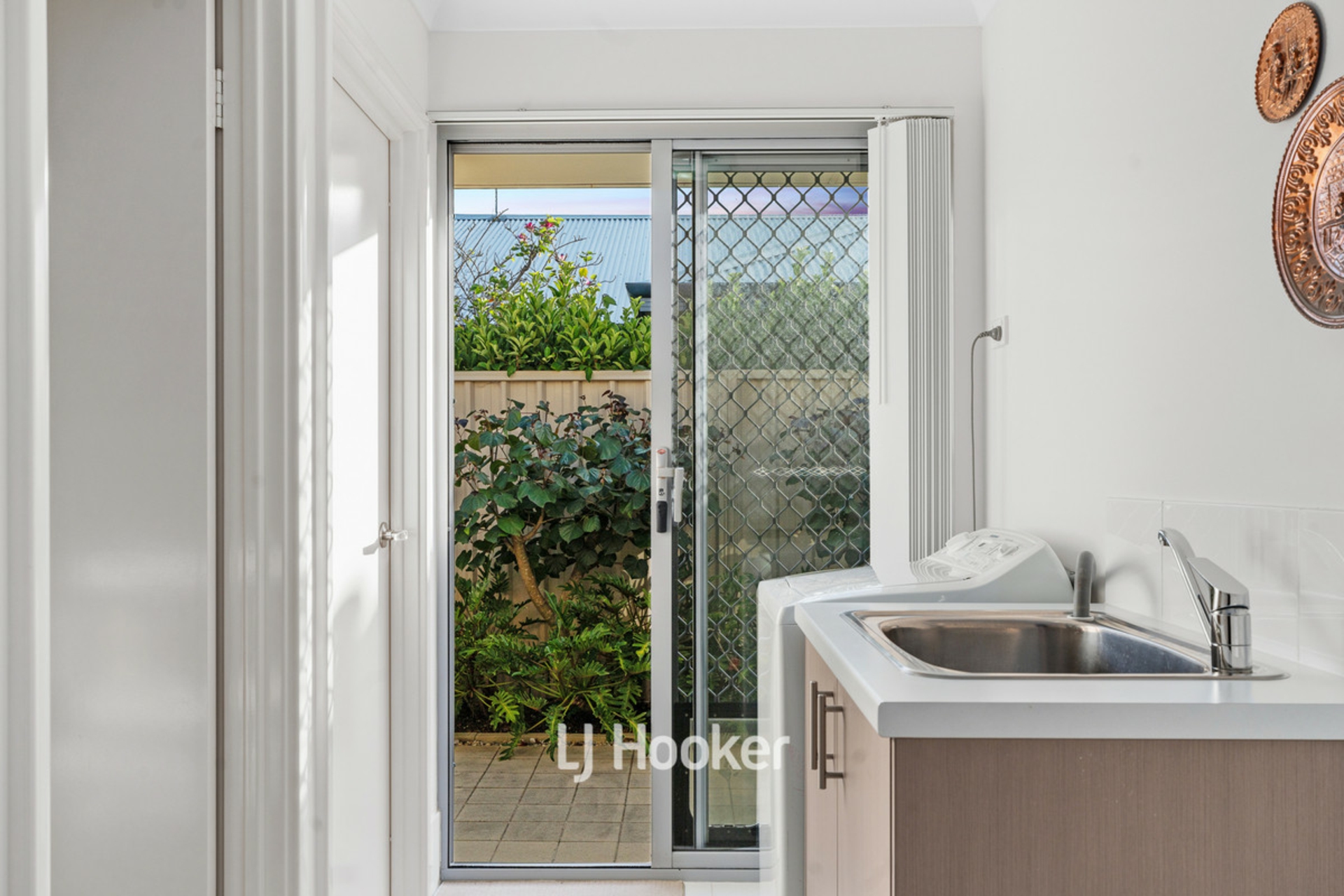 20 St Michaels Parkway, DUNSBOROUGH