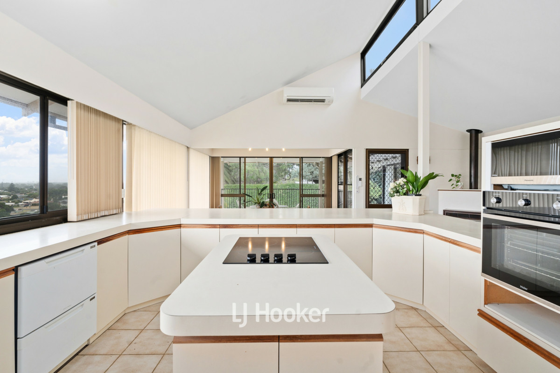 35 Vickery Crescent, SOUTH BUNBURY