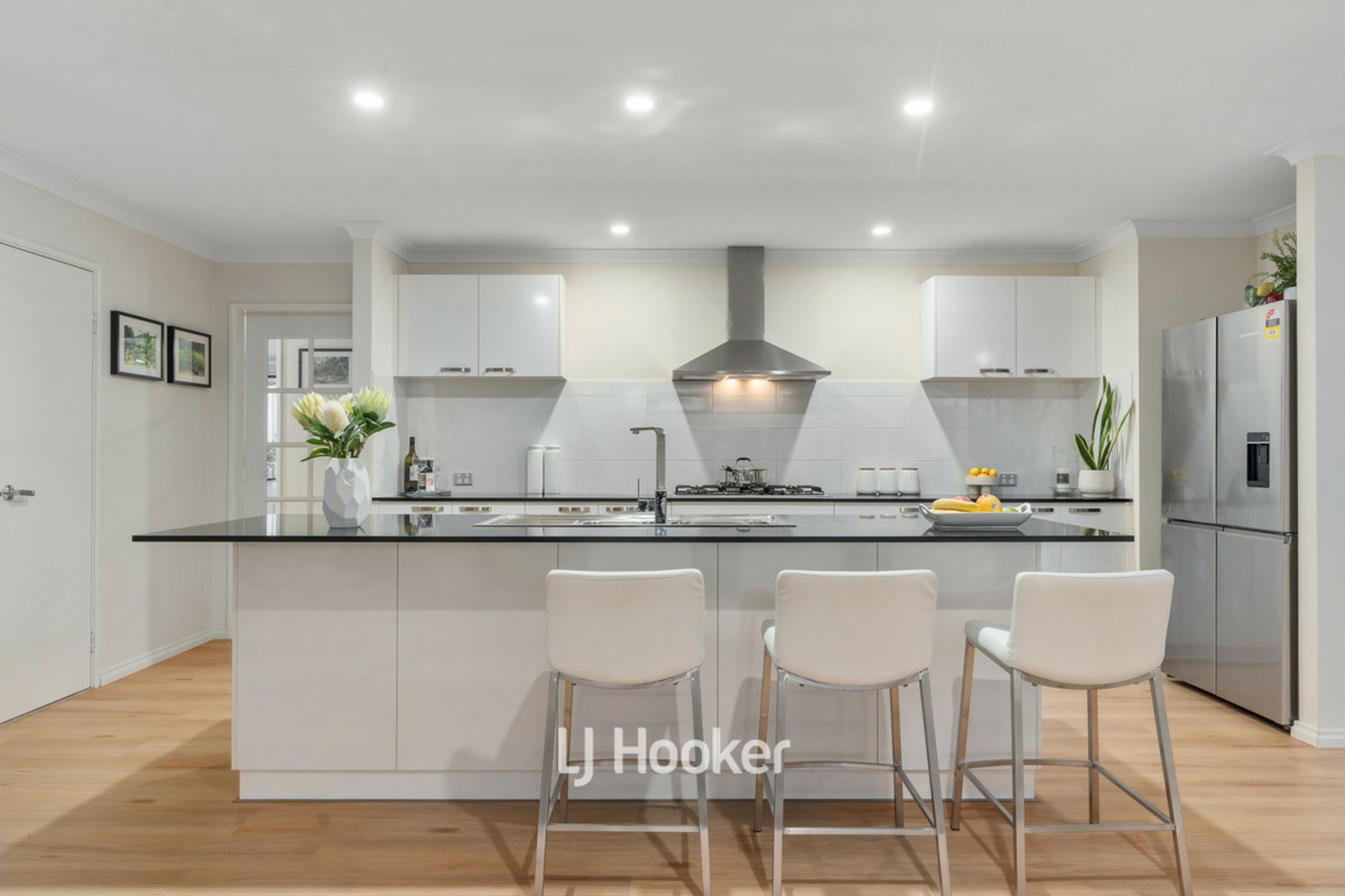 62 Monclair Circuit, DUNSBOROUGH
