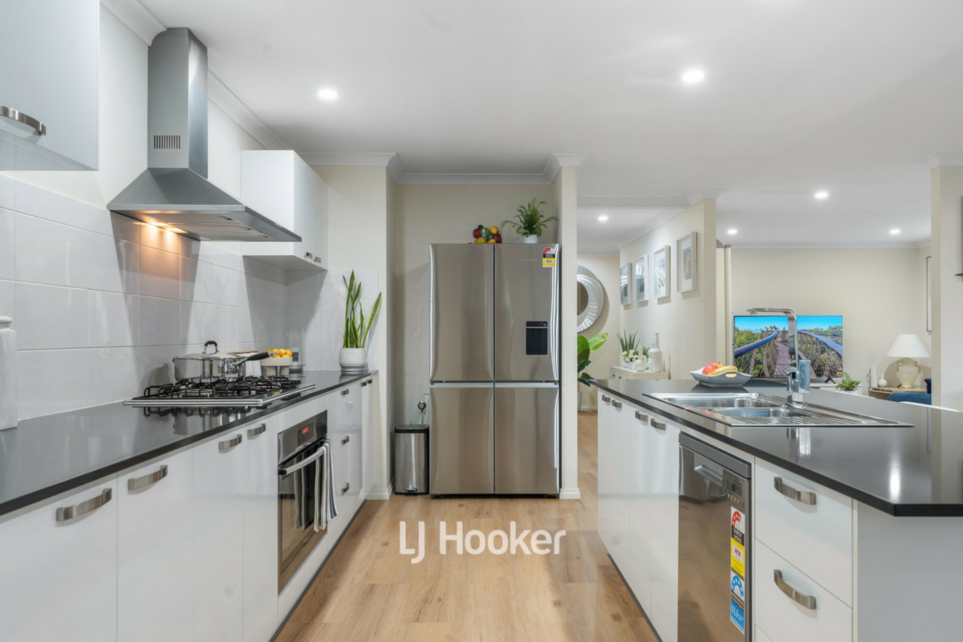 62 Monclair Circuit, DUNSBOROUGH