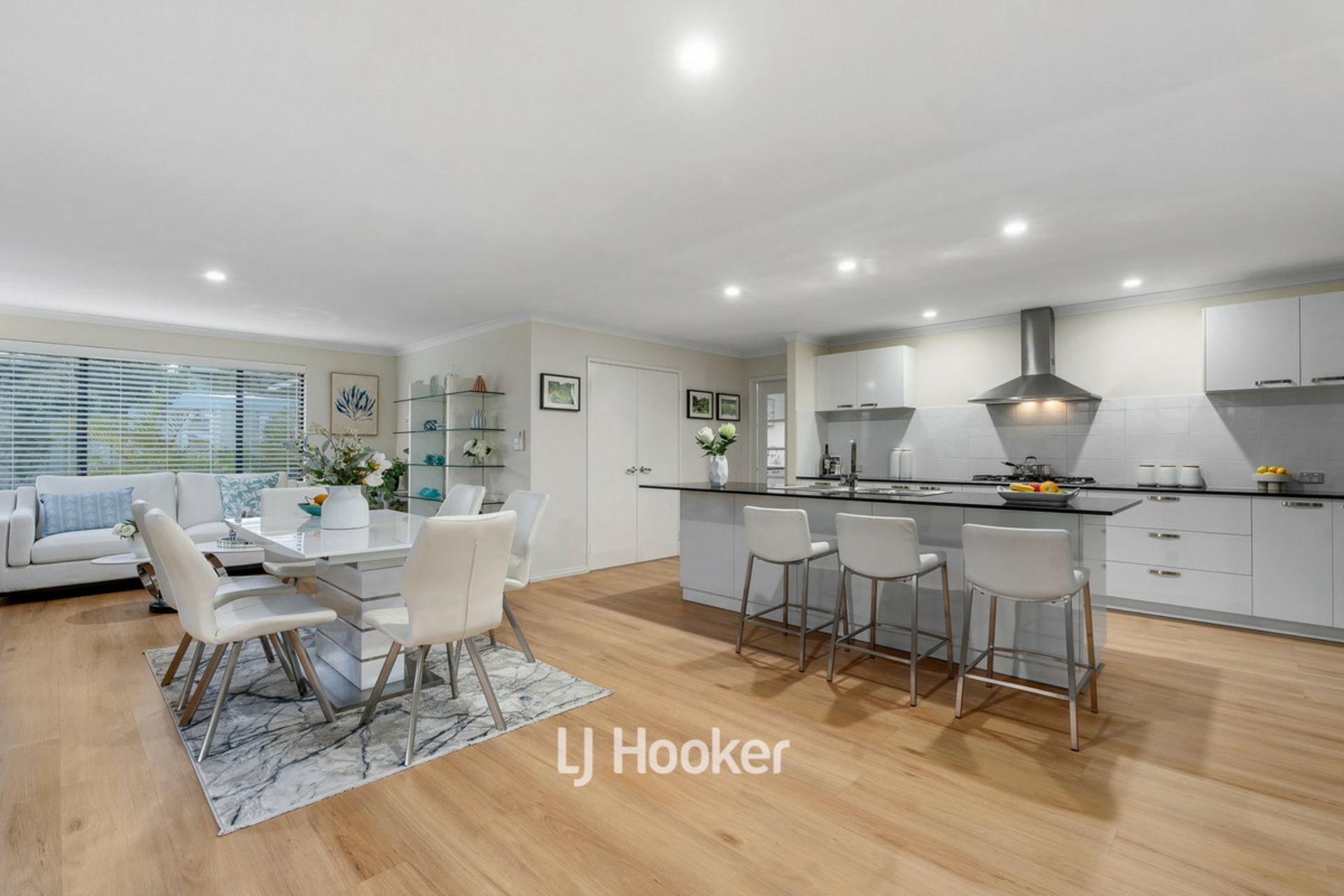 62 Monclair Circuit, DUNSBOROUGH