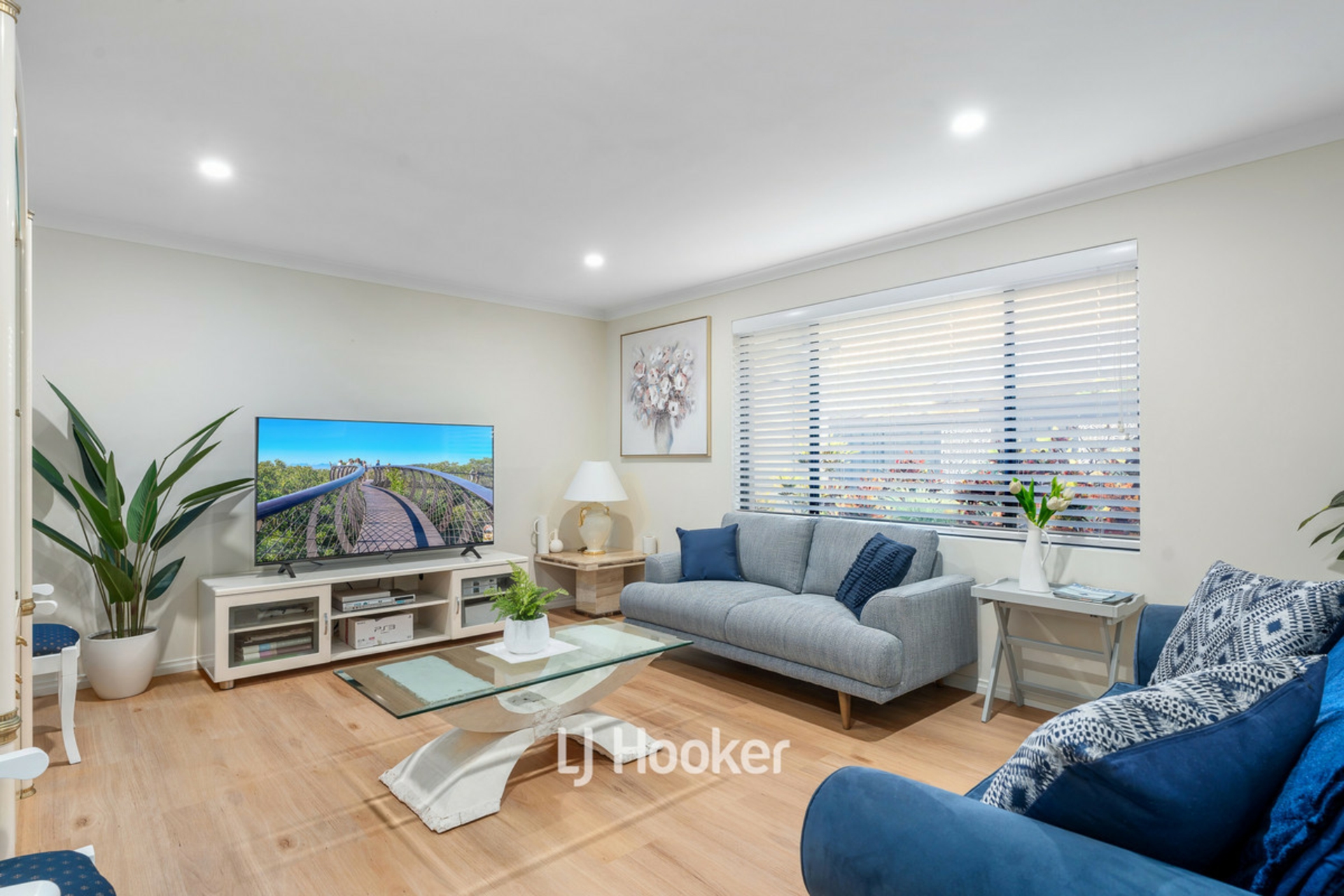 62 Monclair Circuit, DUNSBOROUGH