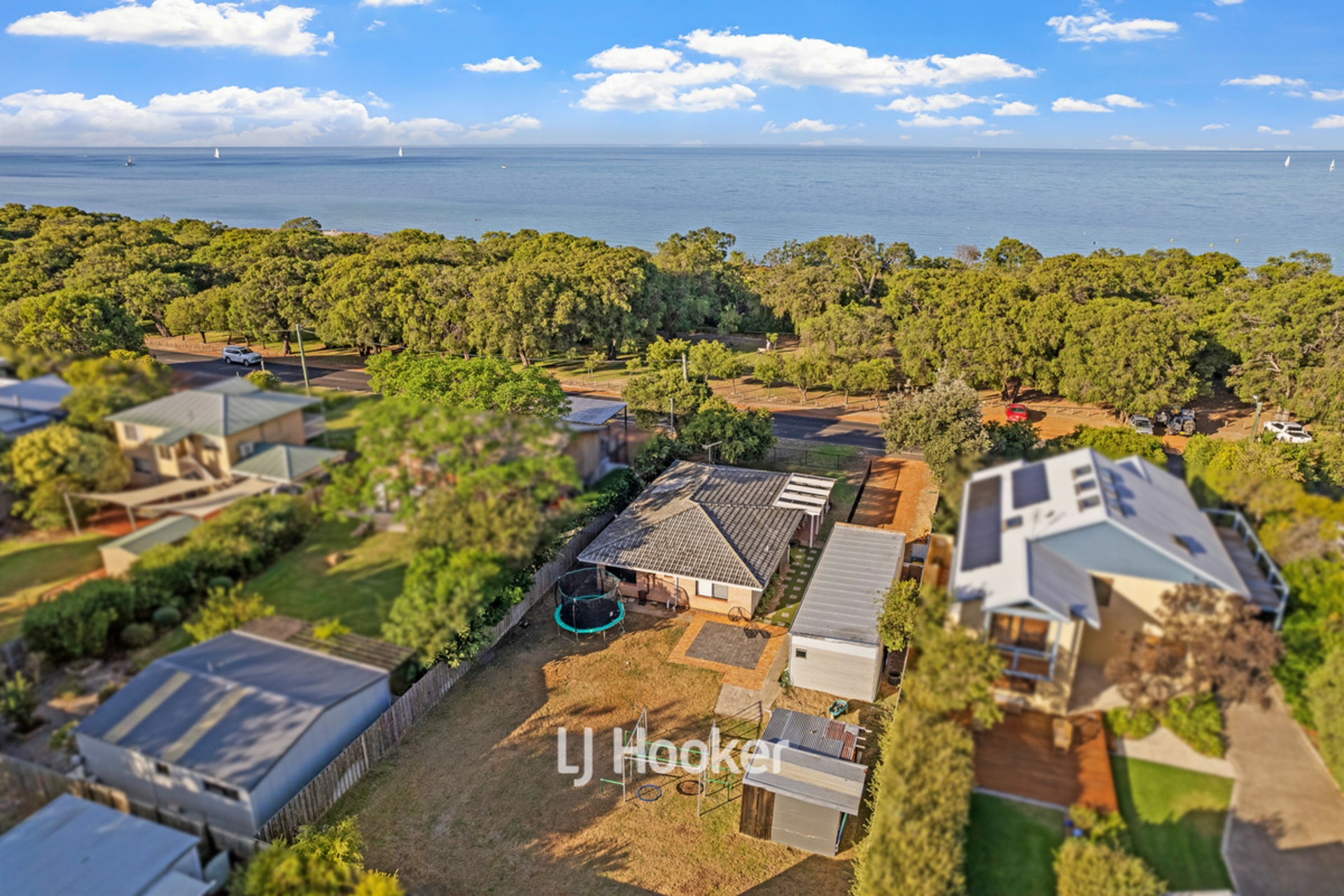 90 Geographe Bay Road, DUNSBOROUGH