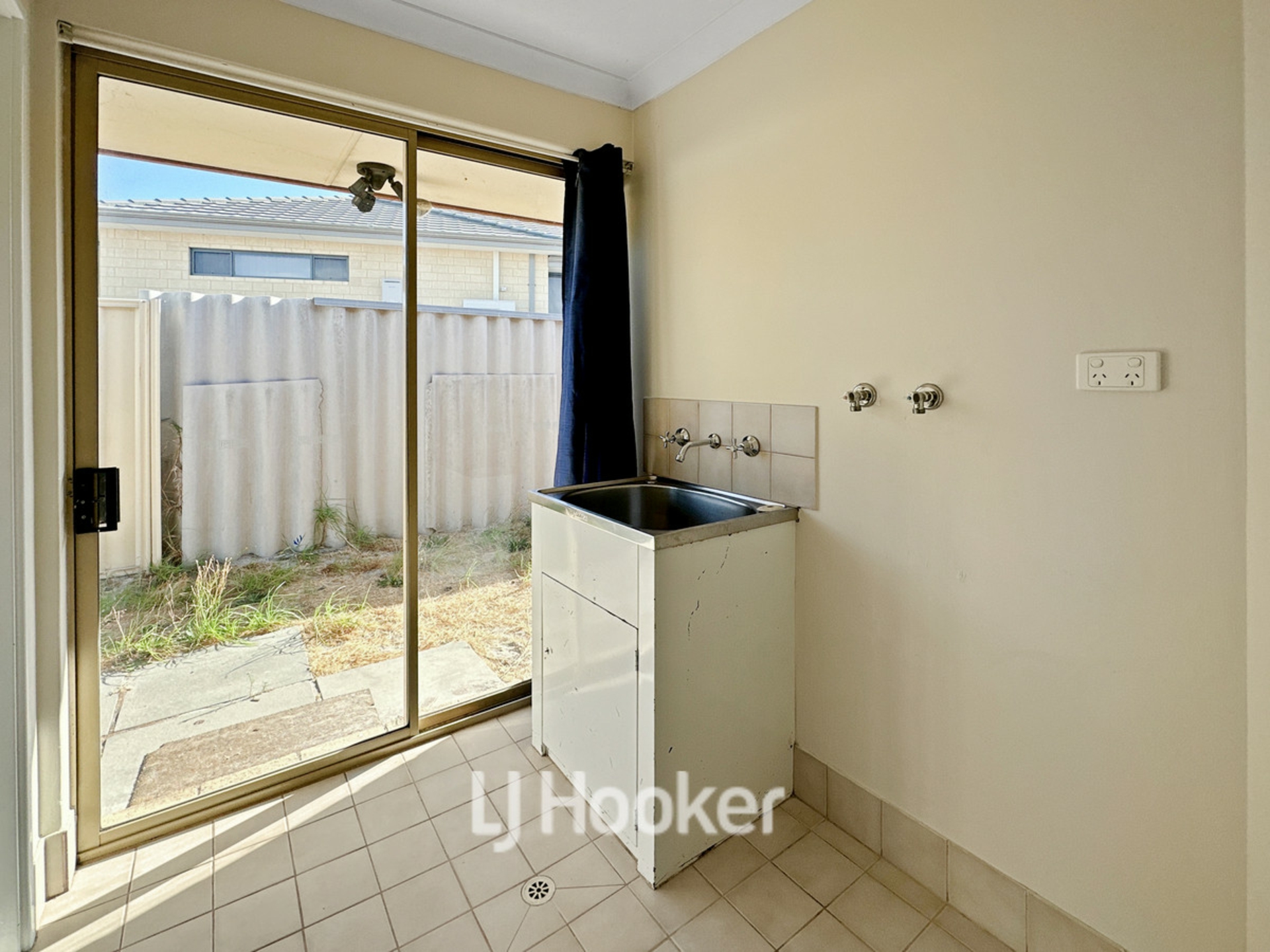 5 Elder Court, COLLIE