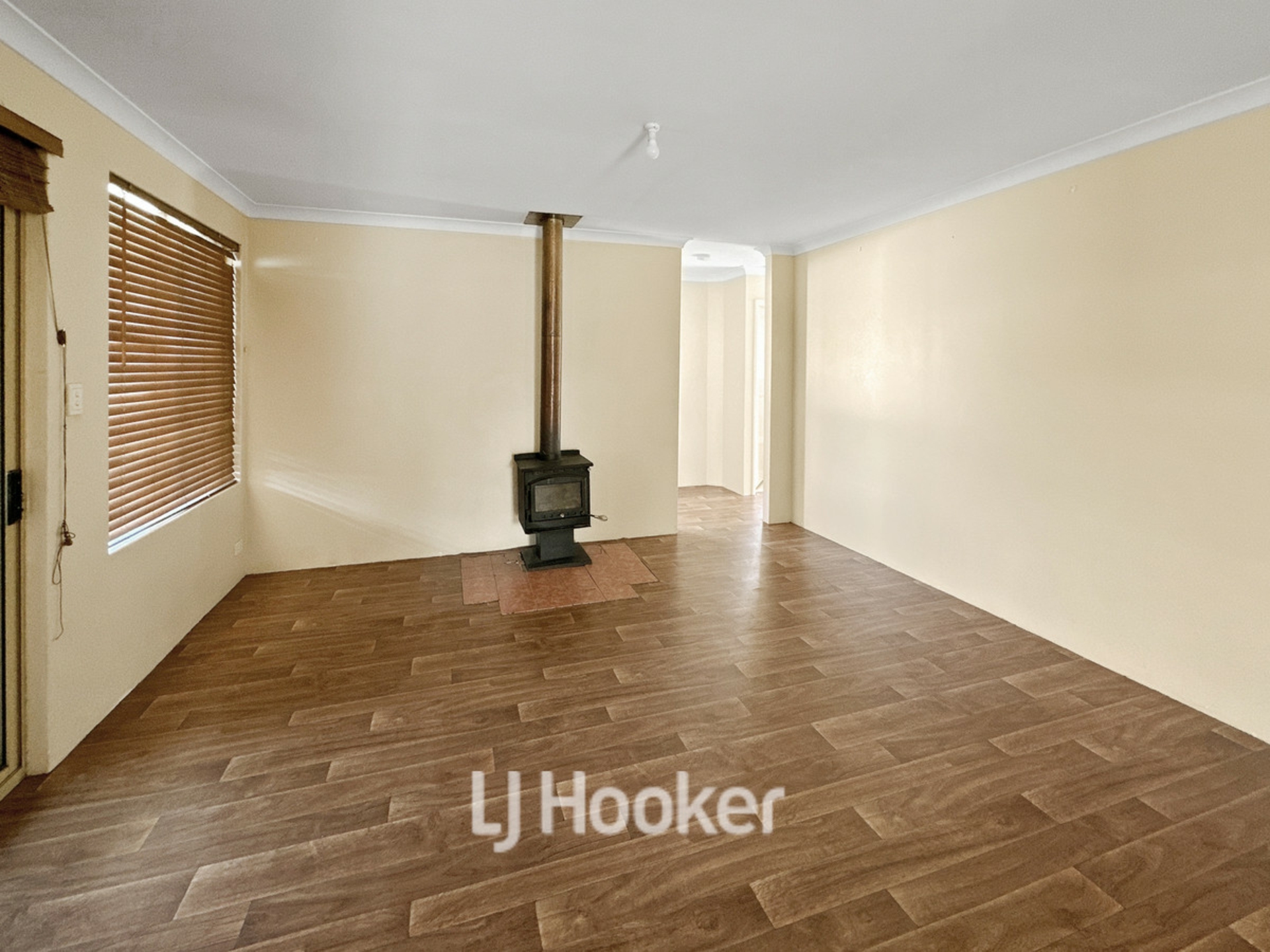 5 Elder Court, COLLIE