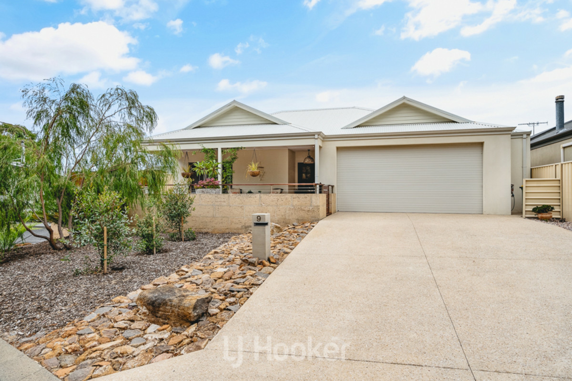 9 Bel-Air Turn, DUNSBOROUGH