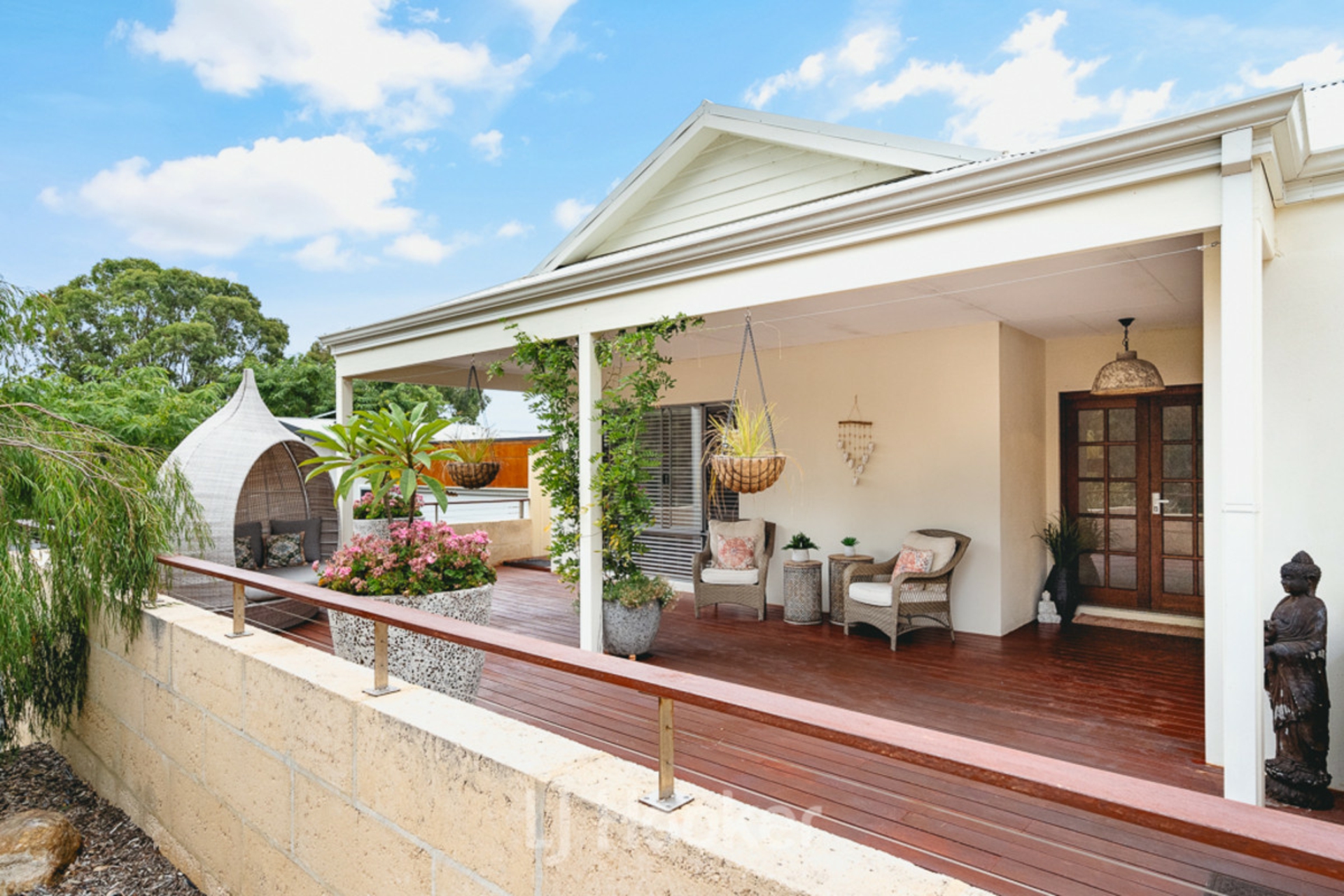 9 Bel-Air Turn, DUNSBOROUGH