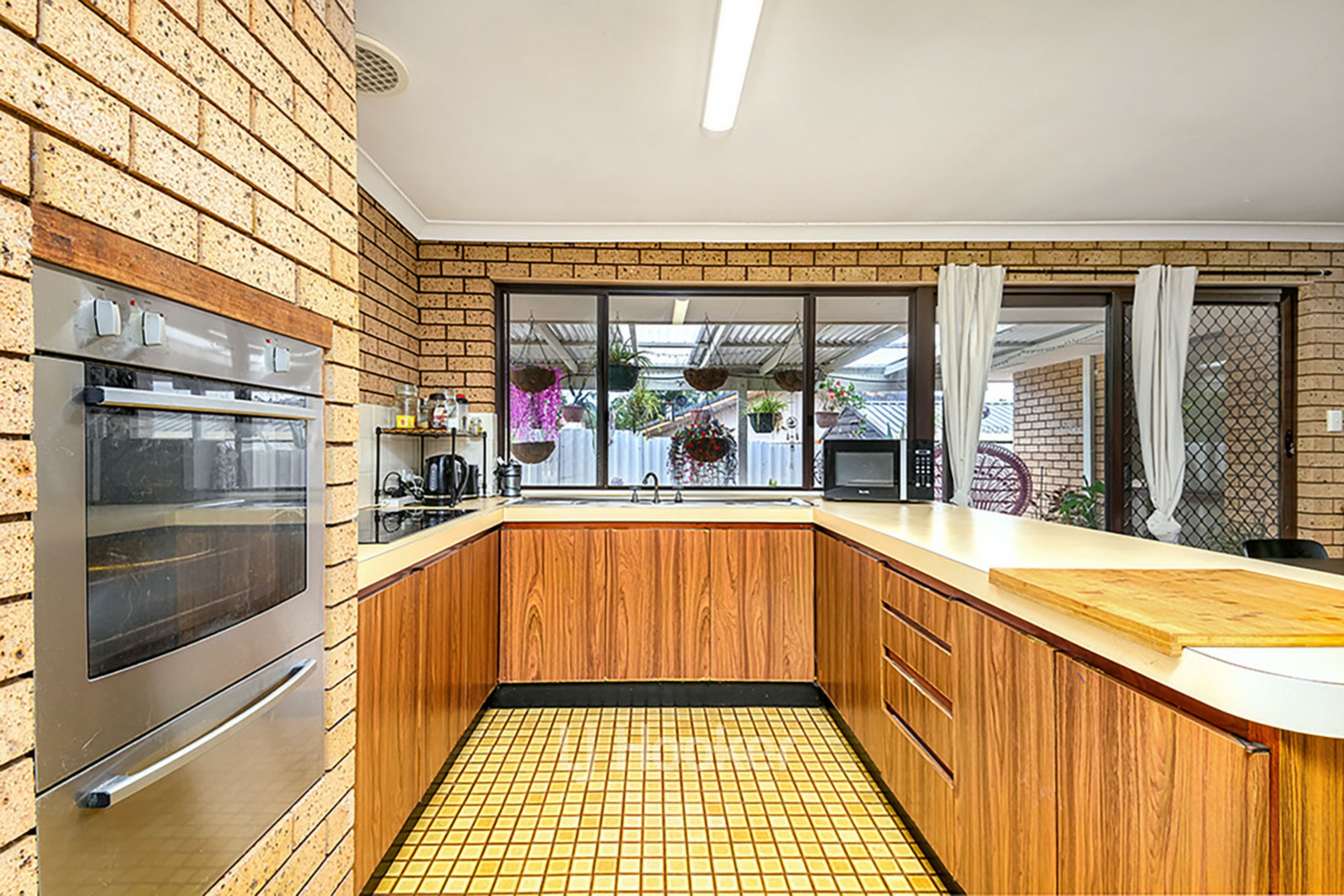 10 Heil Court, COLLIE