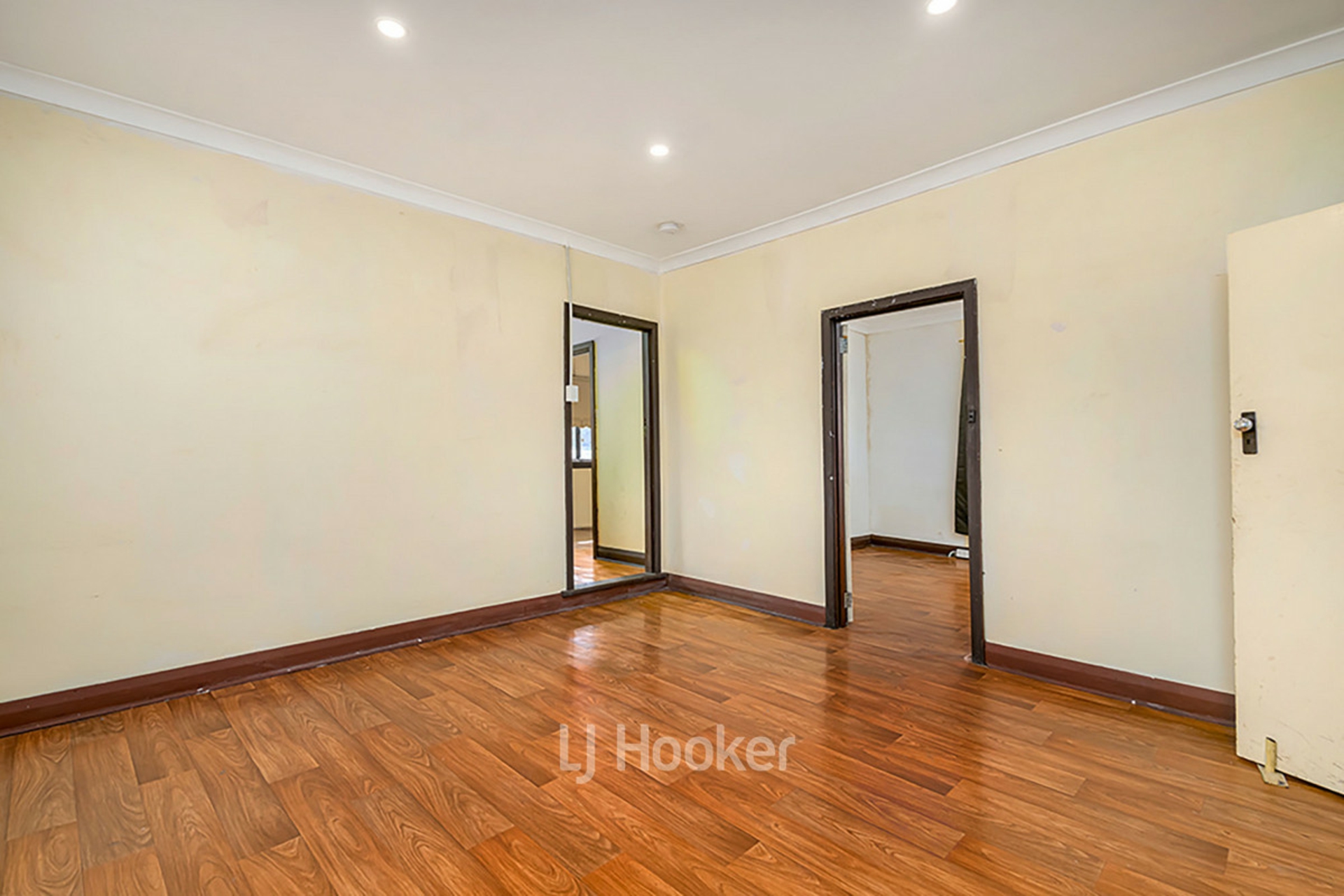 12 Saunders Street, COLLIE