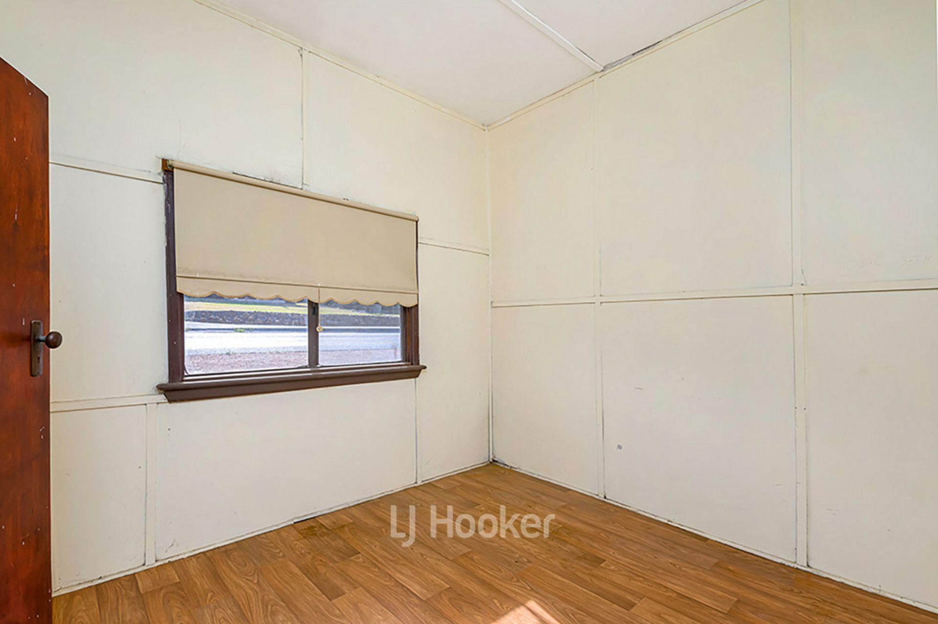 12 Saunders Street, COLLIE