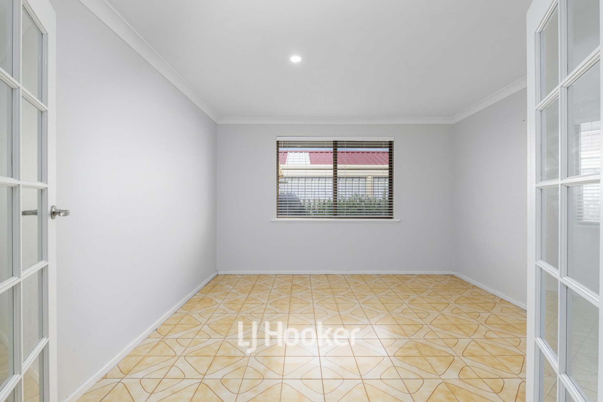 15 Crampton Avenue, EATON