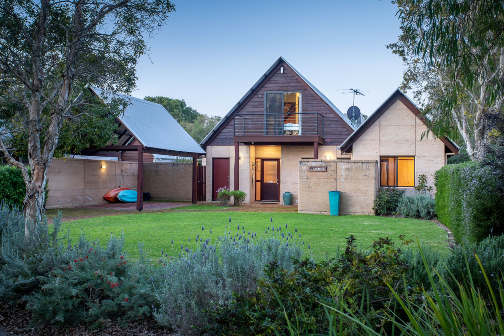 3/3 Lecaille Court, DUNSBOROUGH