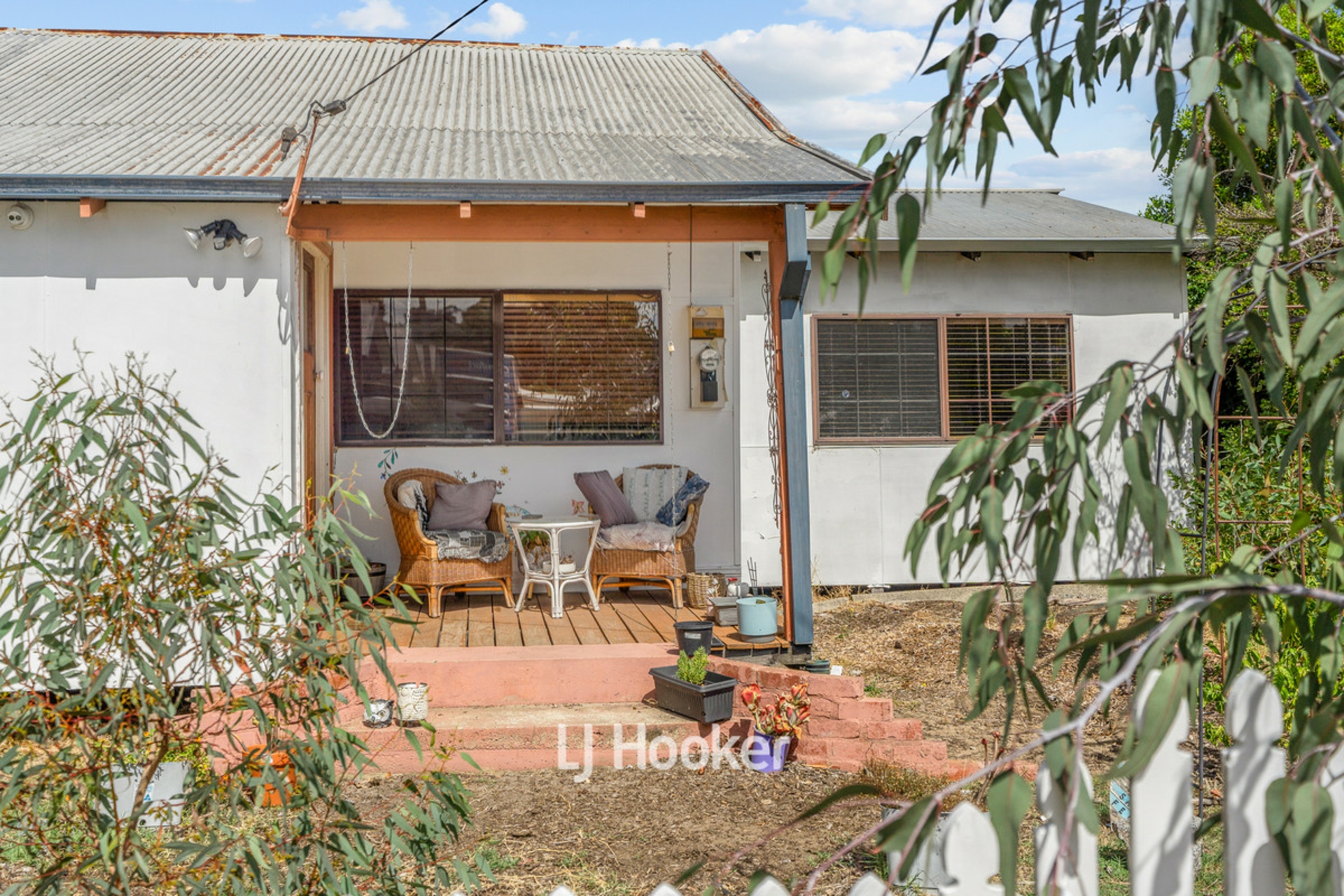 35 Coombes Street, COLLIE