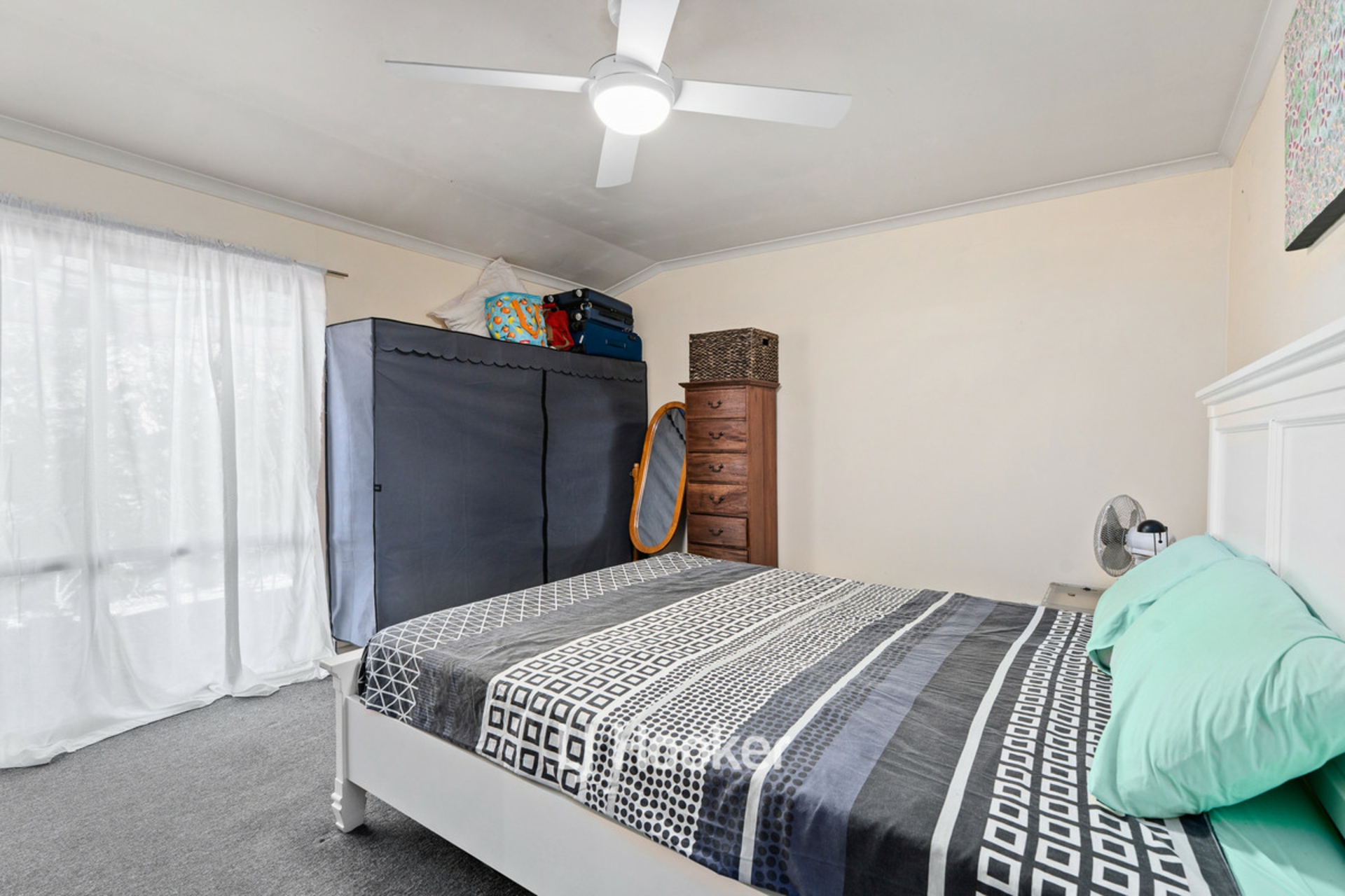 35 Coombes Street, COLLIE