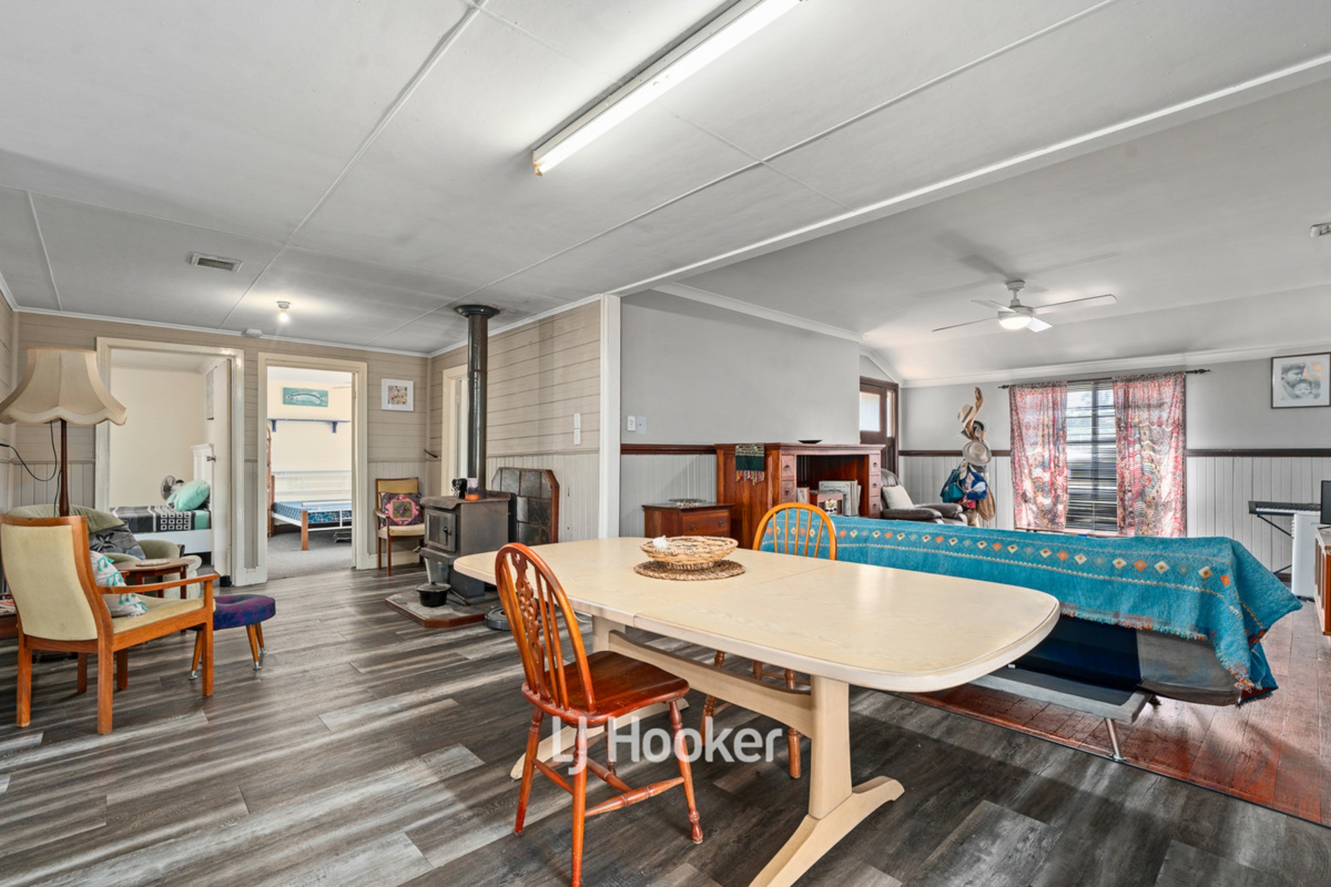 35 Coombes Street, COLLIE