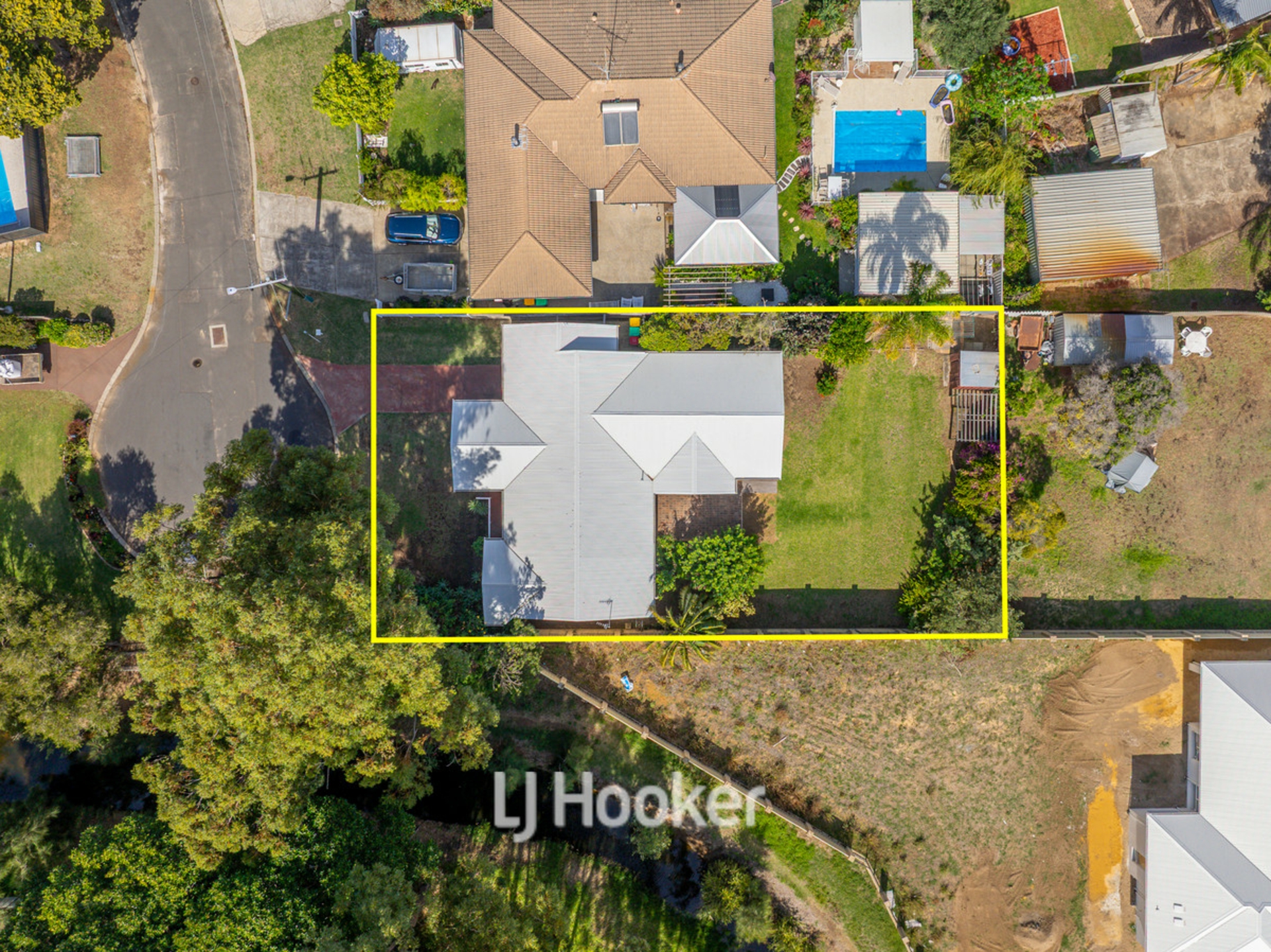 2 Macqueen Crescent, SOUTH BUNBURY