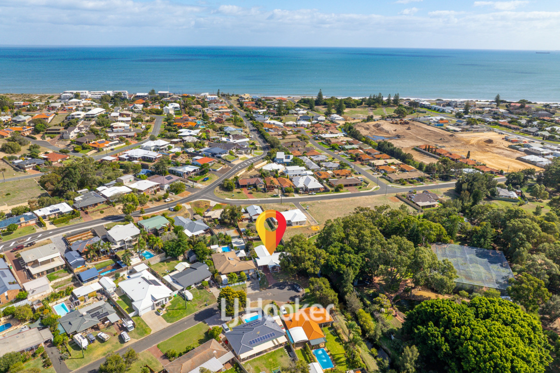 2 Macqueen Crescent, SOUTH BUNBURY